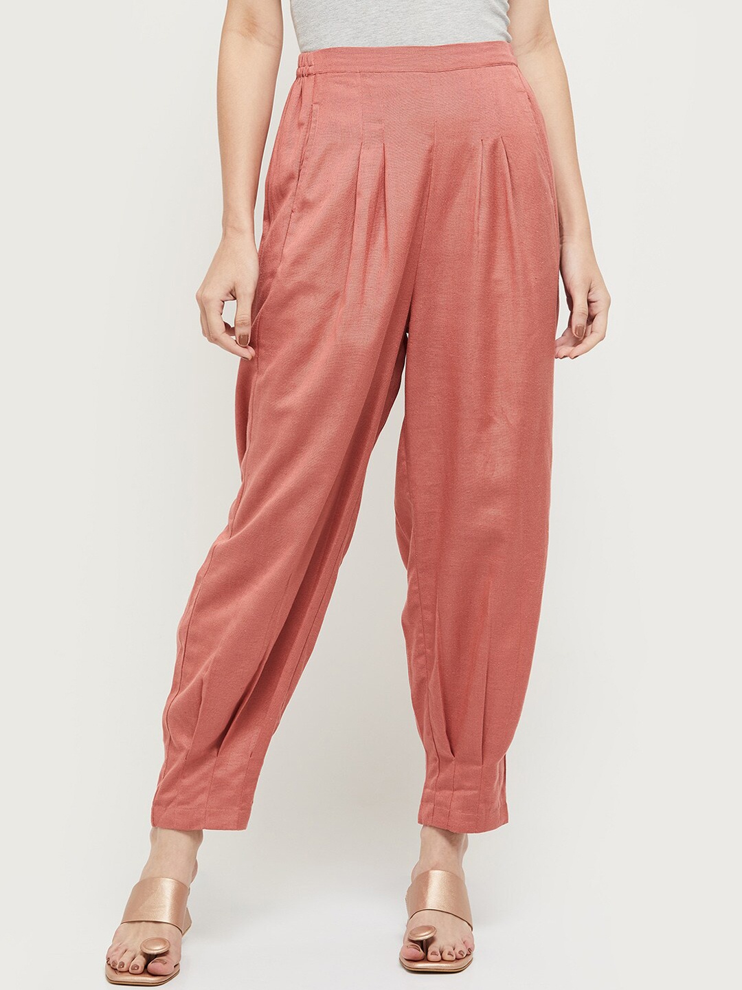 

max Men Pink Pleated Trousers