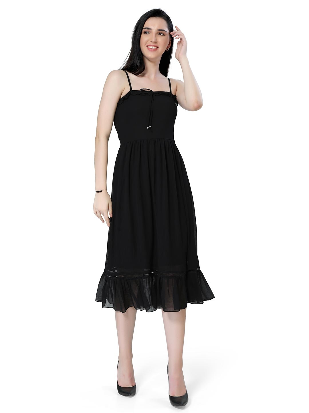 

ZINNIA Women Black Solid Midi Dress