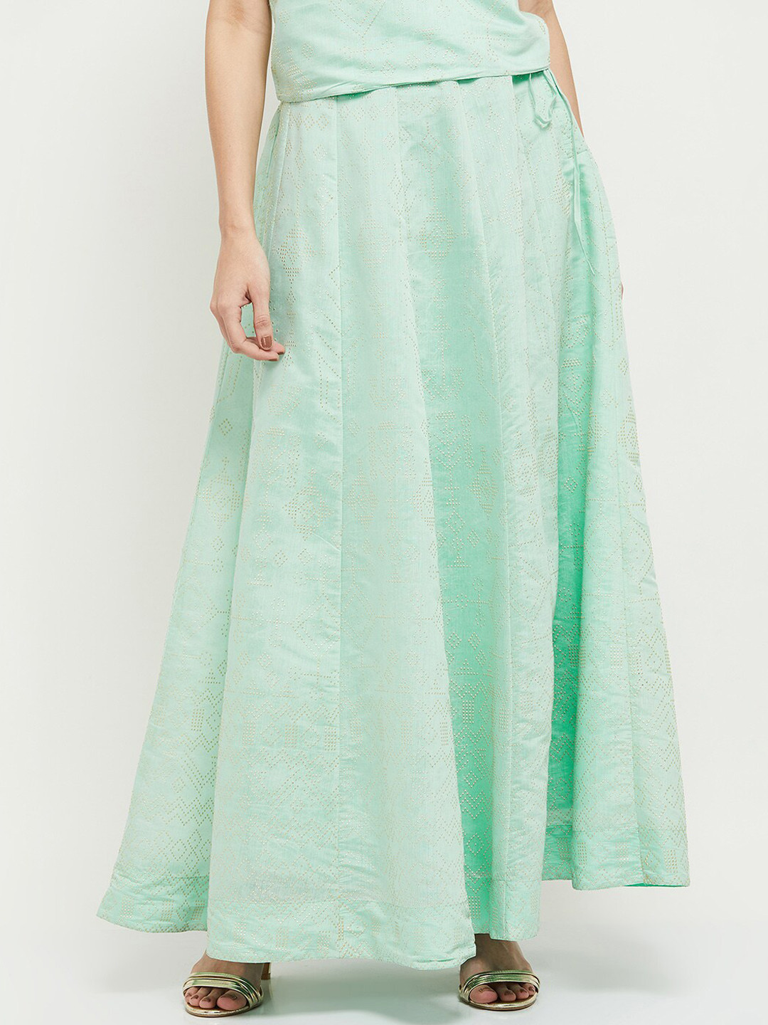 

max Women Green Self Design Flared Skirts