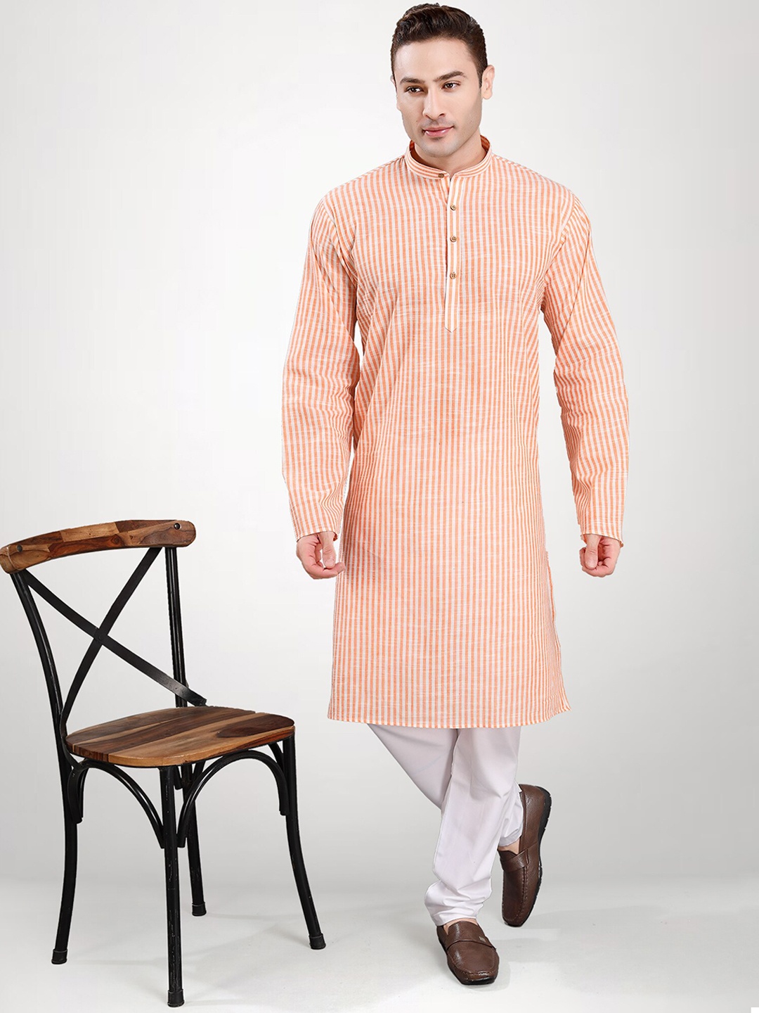 

RG DESIGNERS Men Peach & White Cotton Blend Striped Kurta with Pyjamas