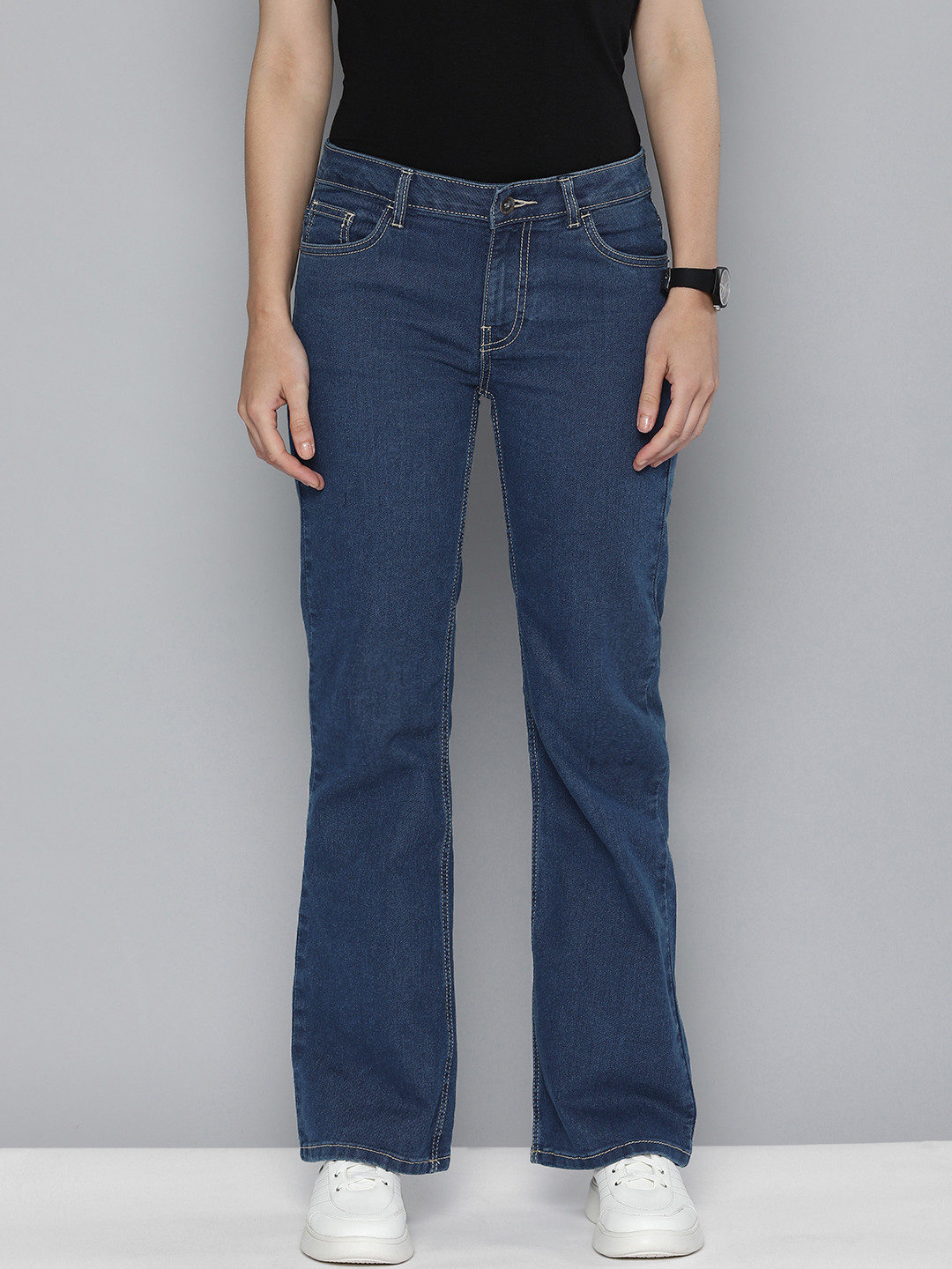 

Flying Machine Women Blue Flared Stretchable Jeans