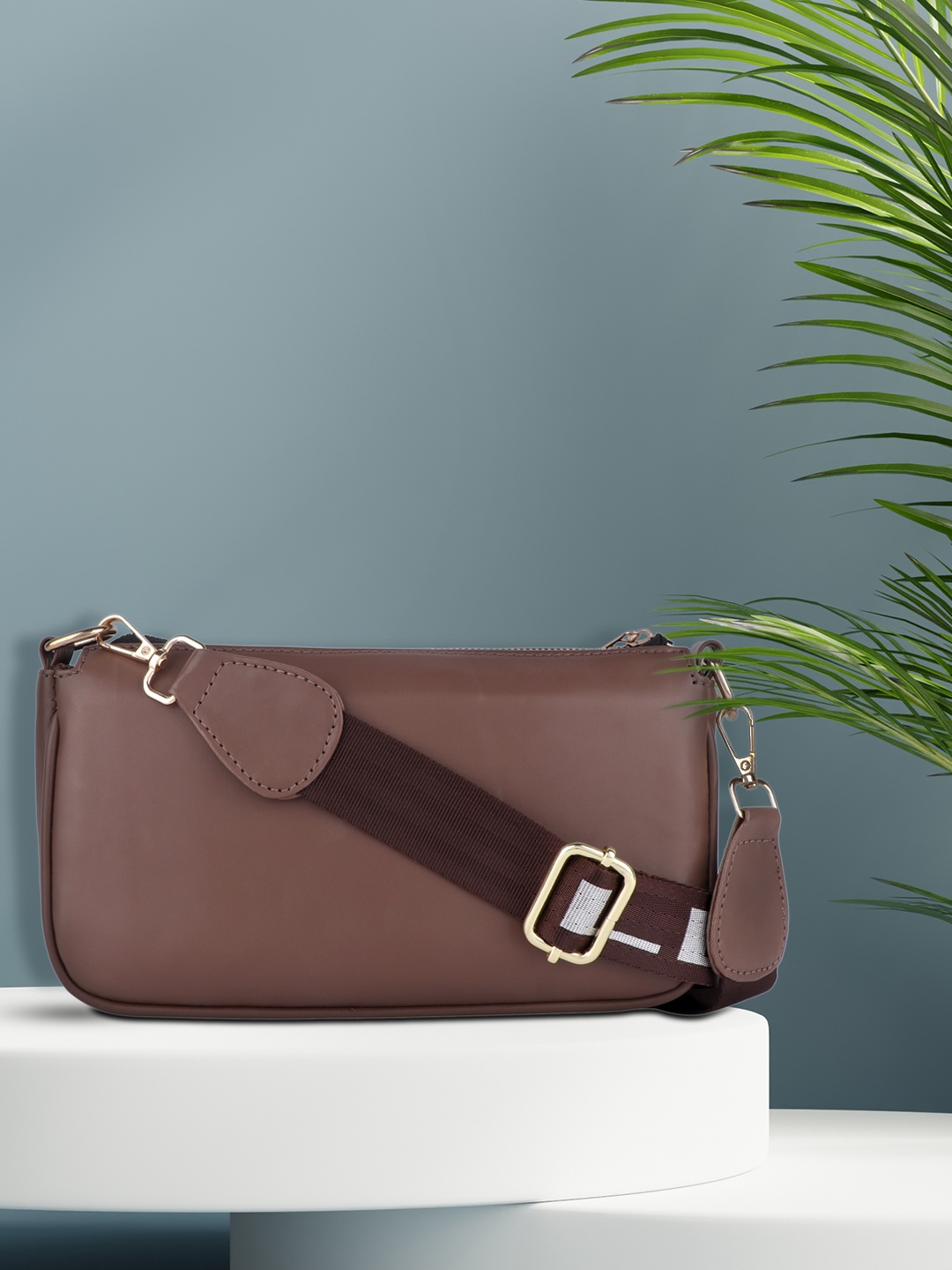 

LEKHX Brown PU Structured Sling Bag