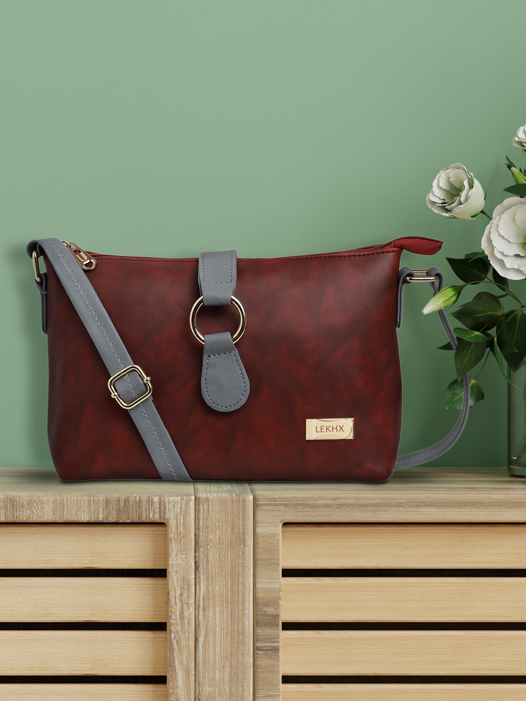 

LEKHX Maroon PU Shopper Handheld Bag