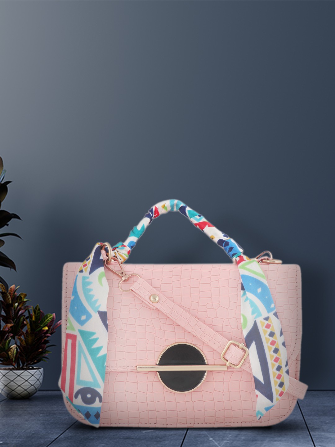 

LEKHX Women Pink Textured PU Handbag