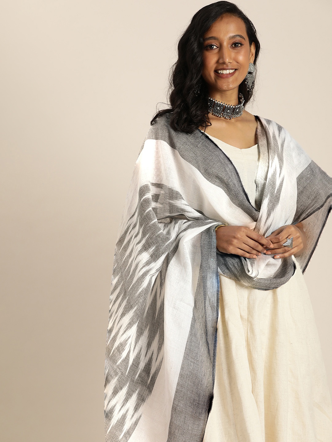 

Taavi White & Black Ethnic Motifs Woven Design Pure Cotton Ikat Dupatta