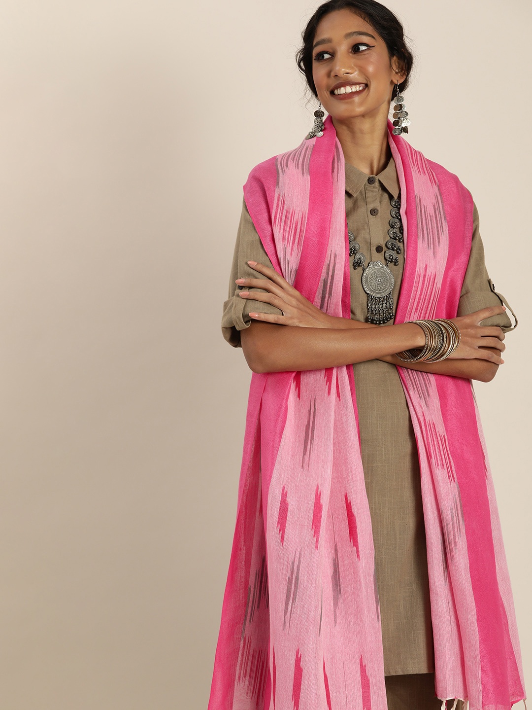 

Taavi Pink & Grey Pure Cotton Woven Design Ikat Dupatta
