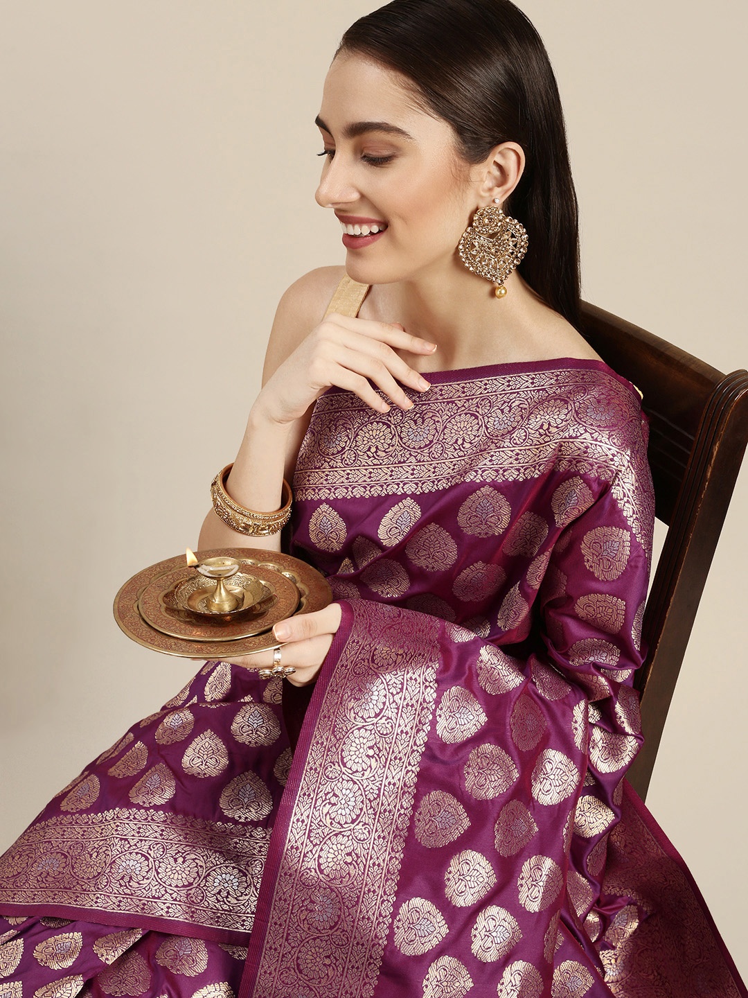 

Royal Rajgharana Saree Aubergine & Gold Ethnic Motifs Zari Celebrity Banarasi Sarees, Purple