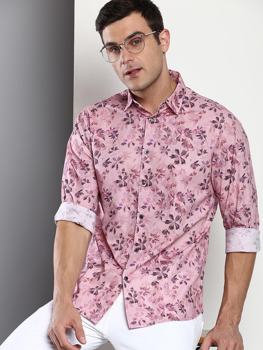 

Dennis Lingo Men Pink Slim Fit Floral Printed Casual Shirt