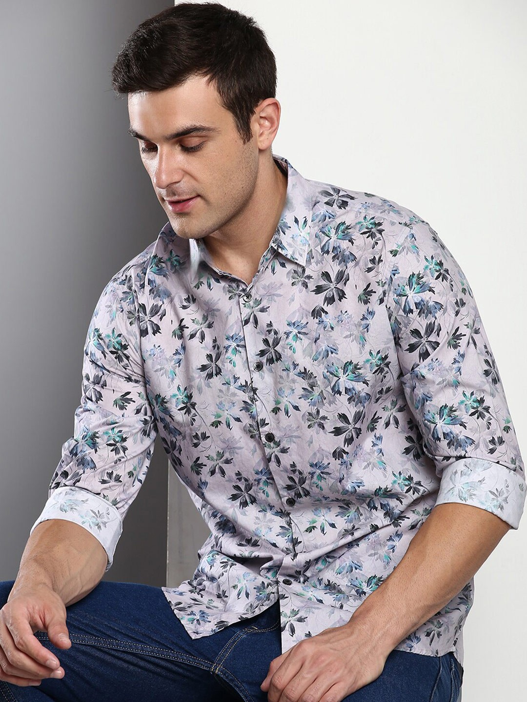 

Dennis Lingo Men Grey Slim Fit Floral Printed Casual Shirt