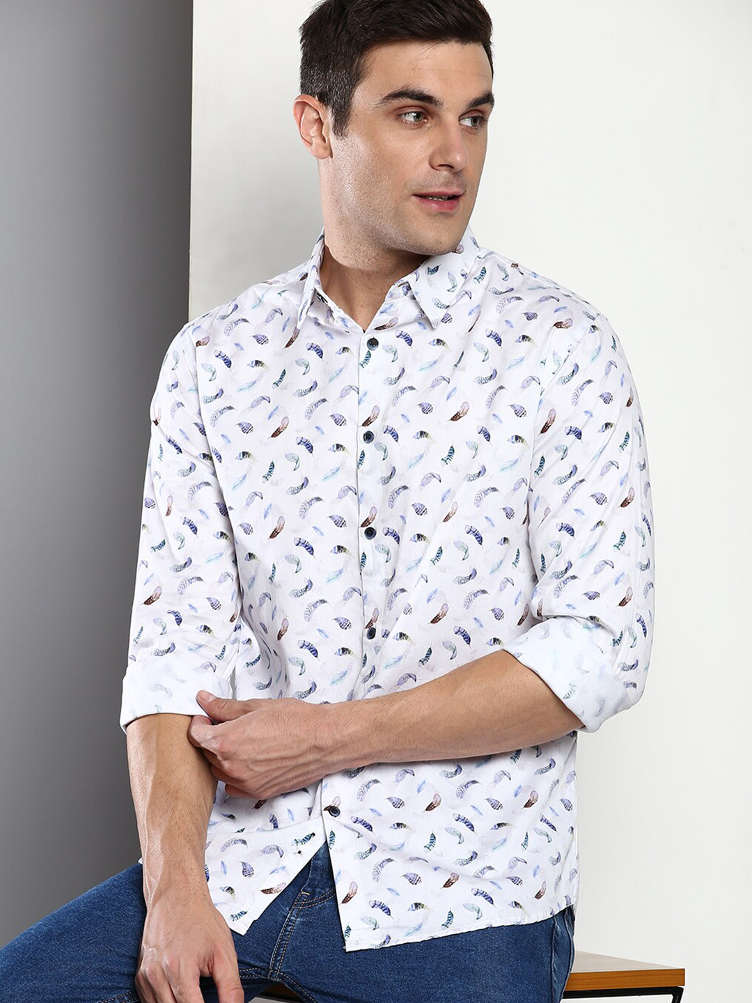 

Dennis Lingo Men White Slim Fit Printed Casual Shirt