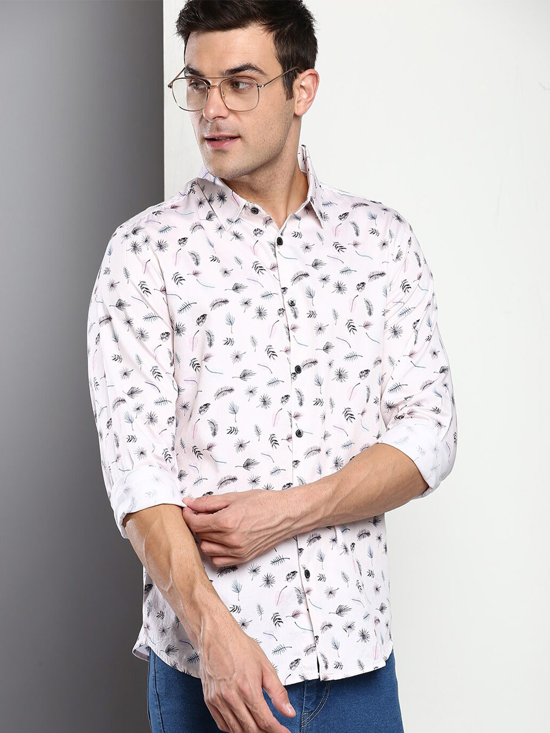 

Dennis Lingo Men White Slim Fit Printed Casual Shirt