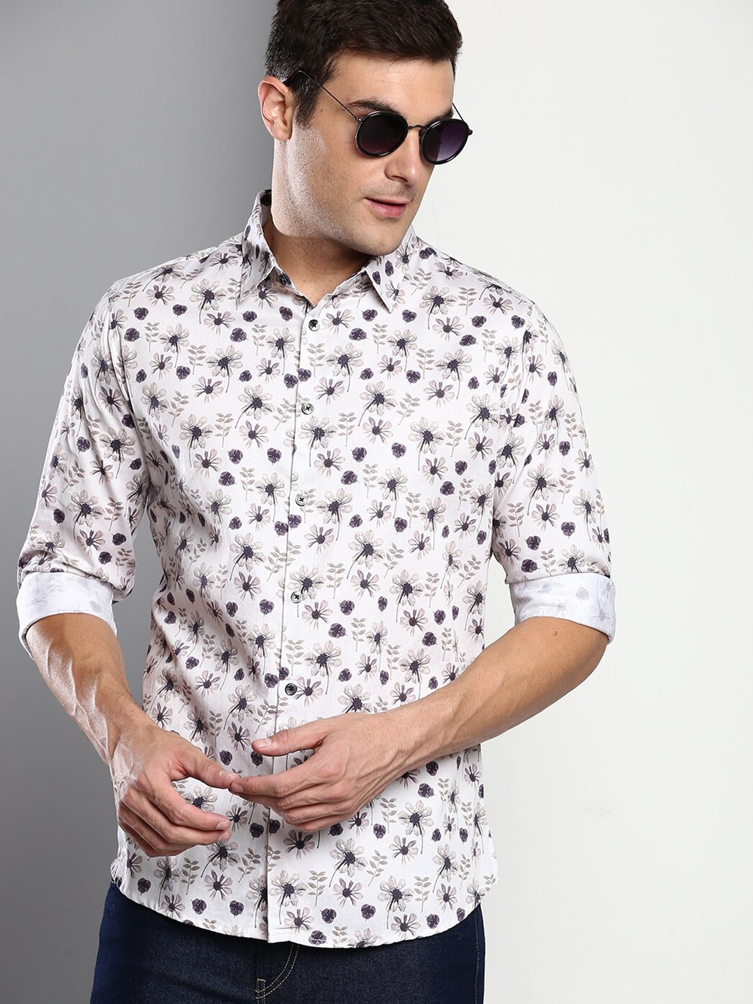 

Dennis Lingo Men Cream-Coloured Slim Fit Floral Printed Casual Shirt