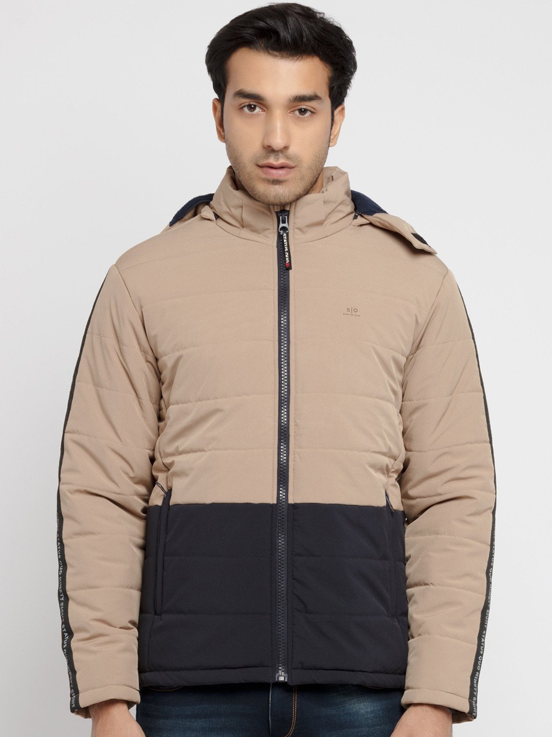 

Status Quo Men Beige Colourblocked Padded Jacket