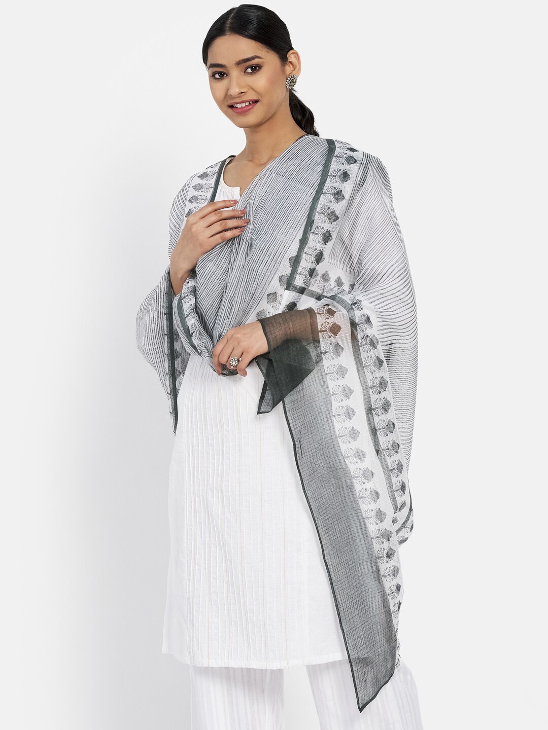 

Fabindia Off White & Grey Printed Cotton Silk Dupatta