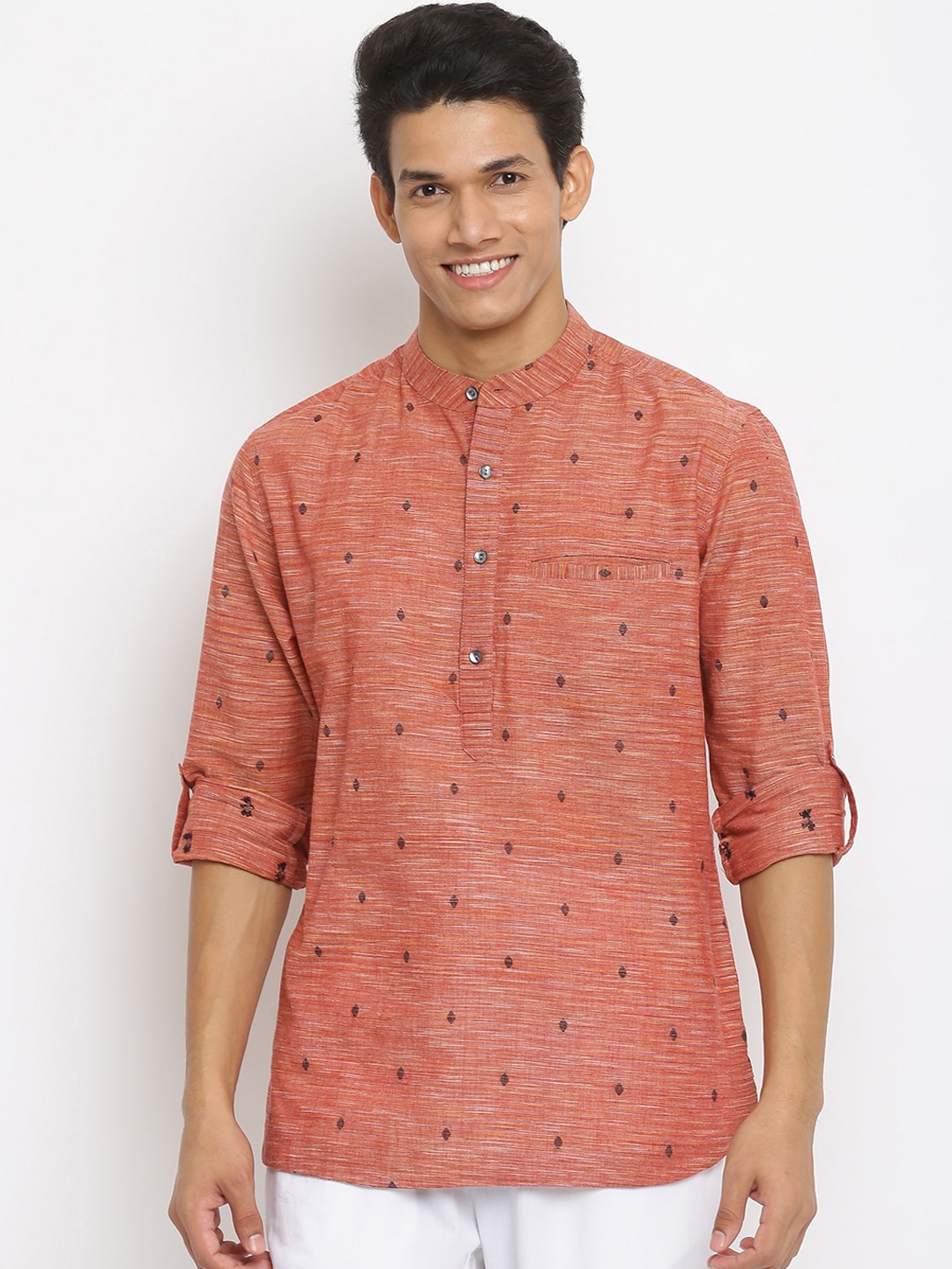 

Fabindia Men Orange Geometric Kurta