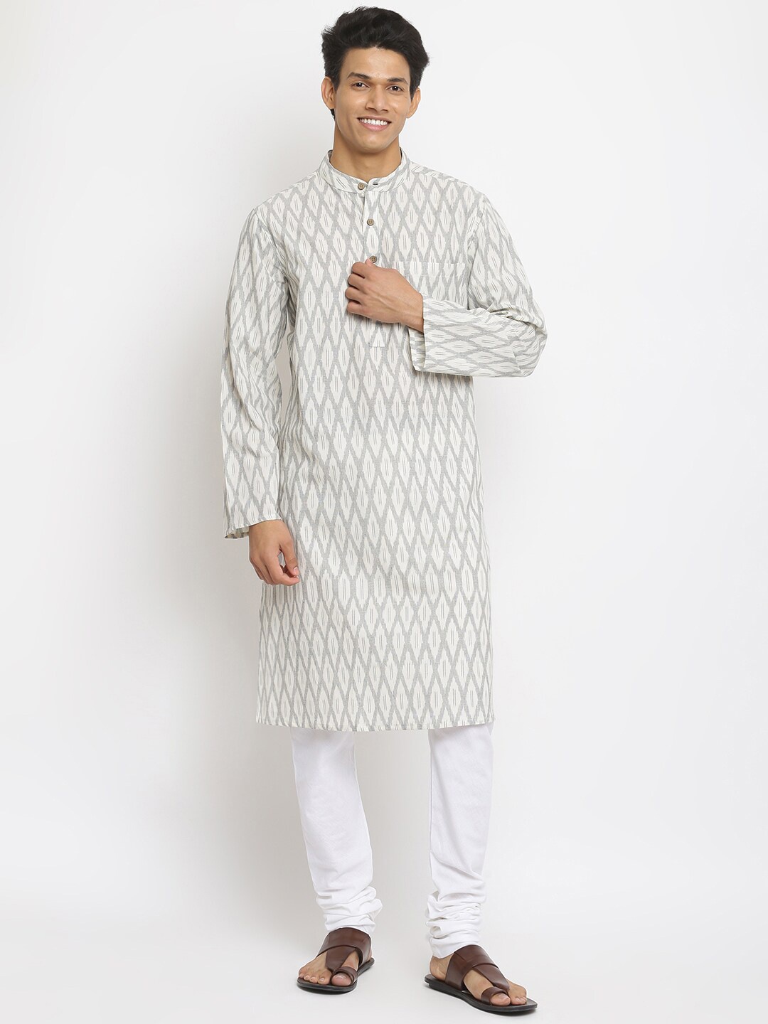 

Fabindia Men White Ethnic Motifs Kurta