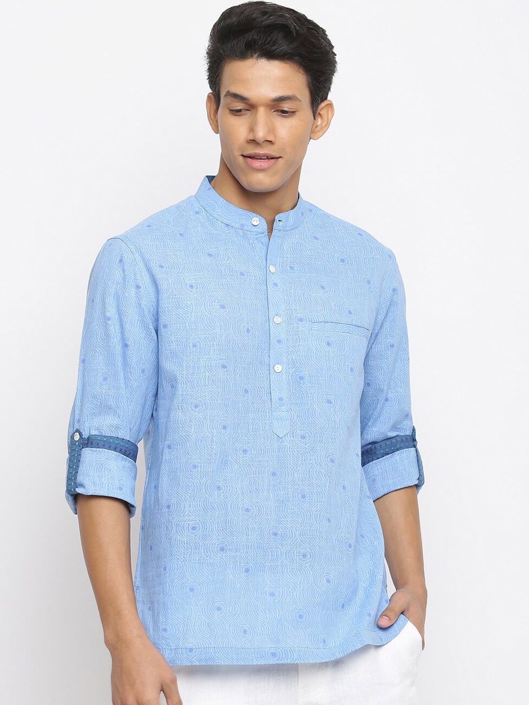 

Fabindia Men Blue Printed Thread Work Kurta