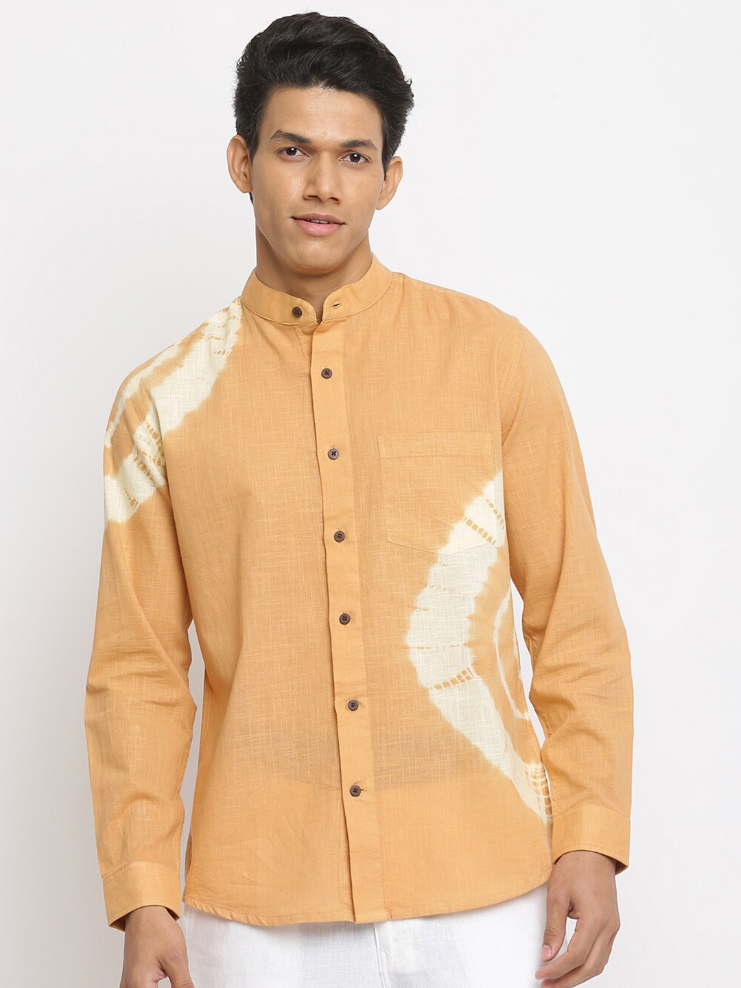 

Fabindia Men Orange Slim Fit Casual Shirt