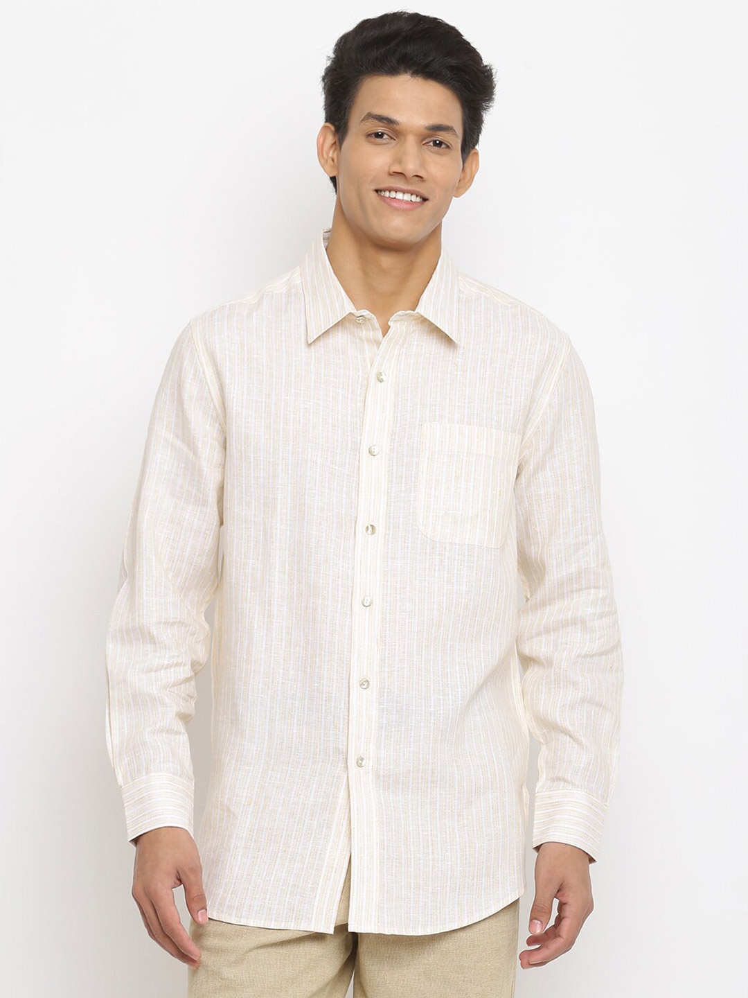 

Fabindia Men White Casual Shirt