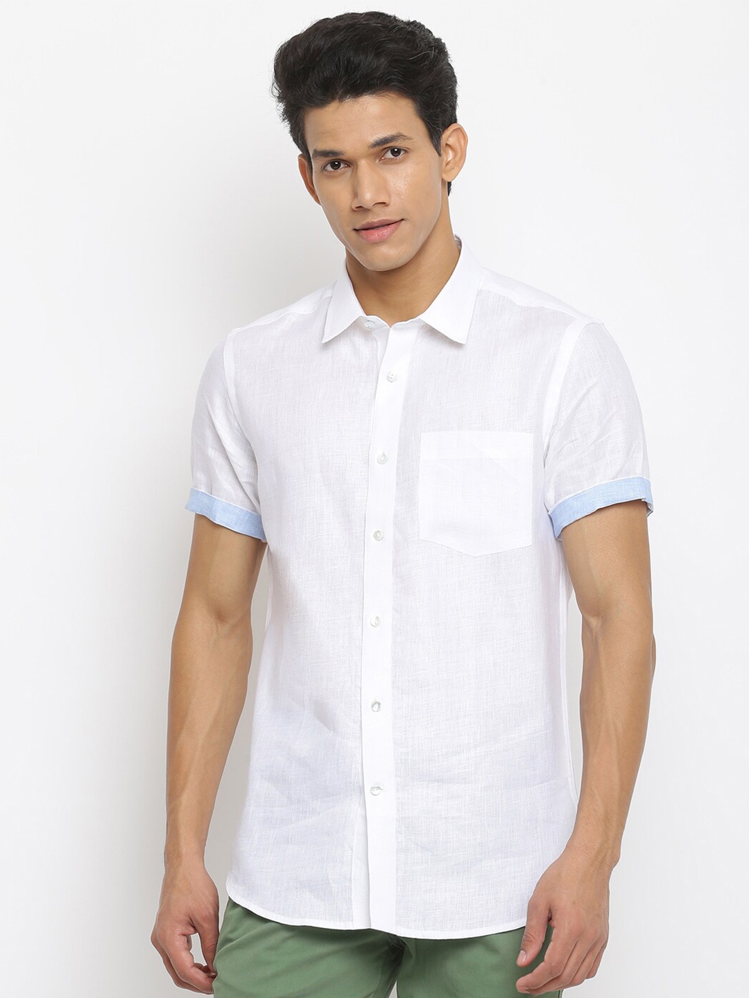 

Fabindia Men White Slim Fit Casual Shirt