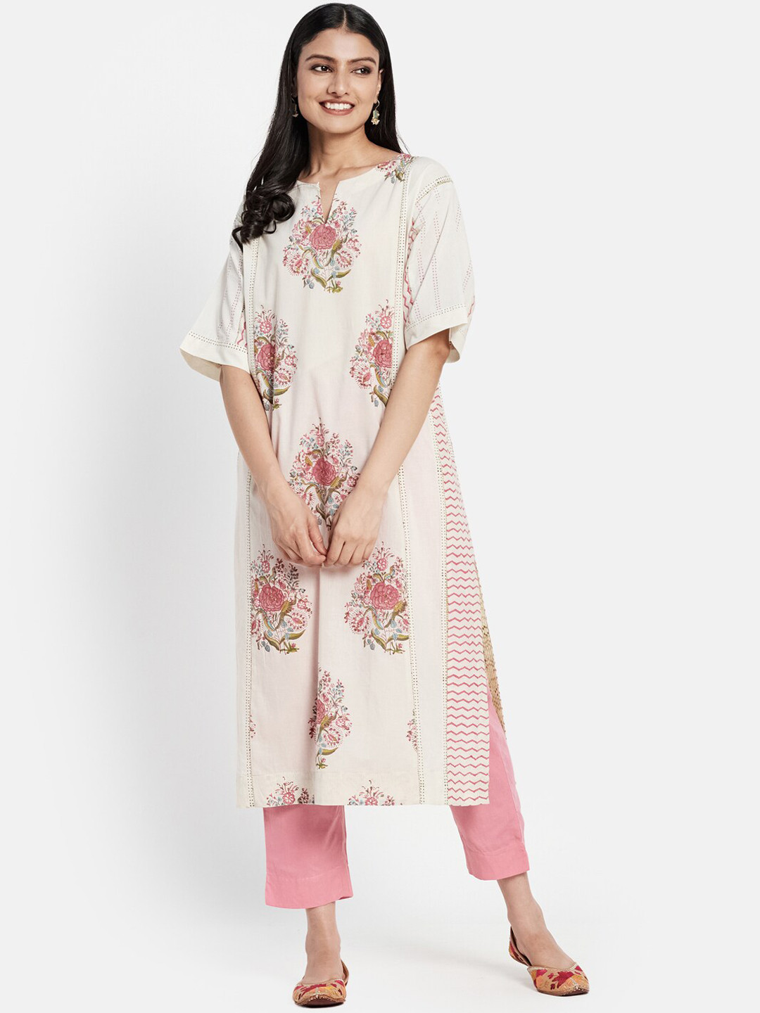 

Fabindia Women Beige Chevron Printed Kurta