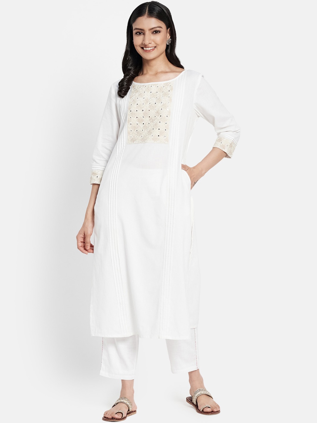 

Fabindia Women White Embroidered Mirror Work Kurta