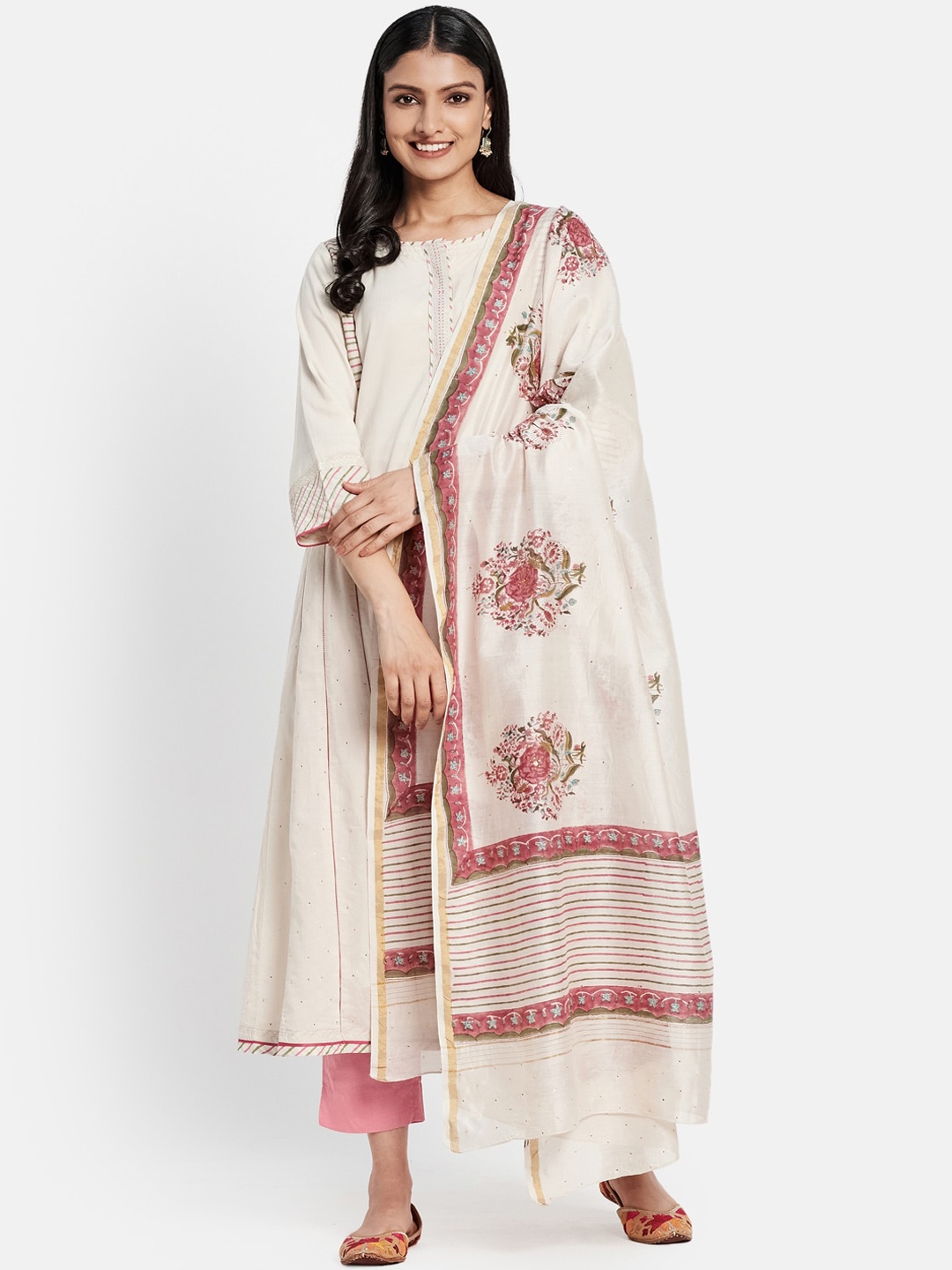 

Fabindia Women Off White Printed Pure Cotton Kurta with Trousers & With Dupatta