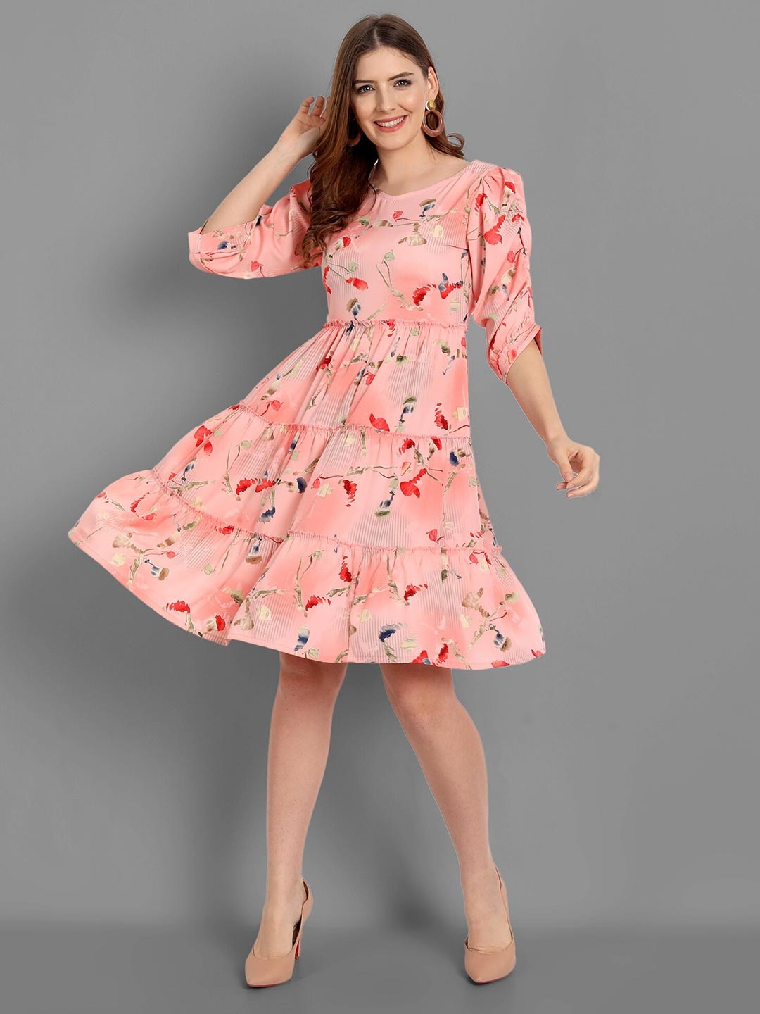 

SINGNI Pink Floral Printed Tiered Crepe Dress