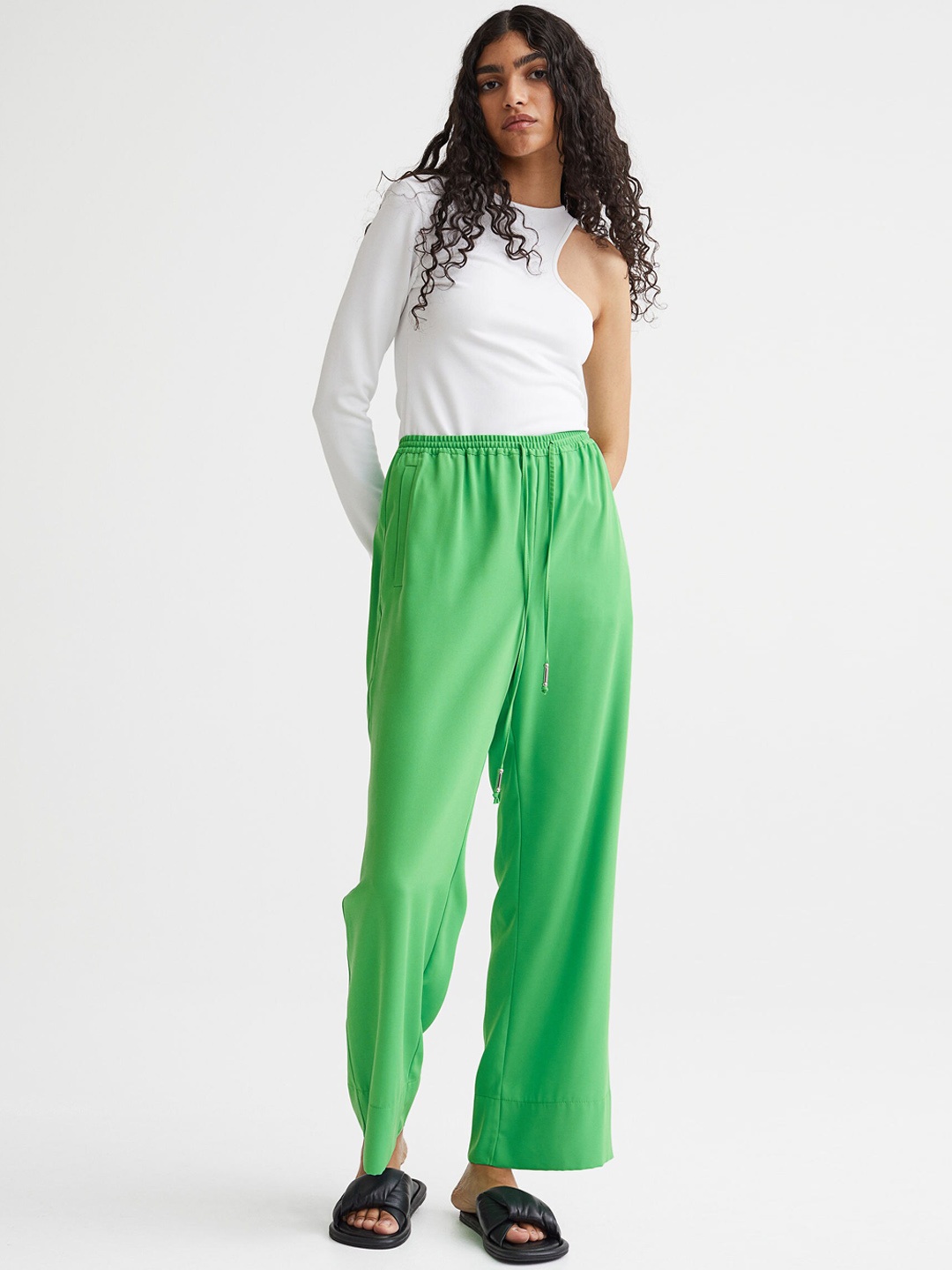 

H&M Women Green Wide pull-on trousers
