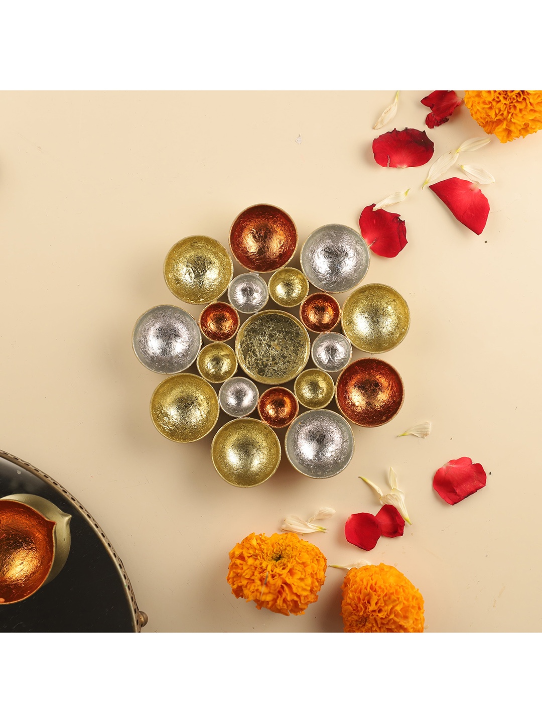 

HomeTown Gold-Toned & Red Solid Metal Candle Holders