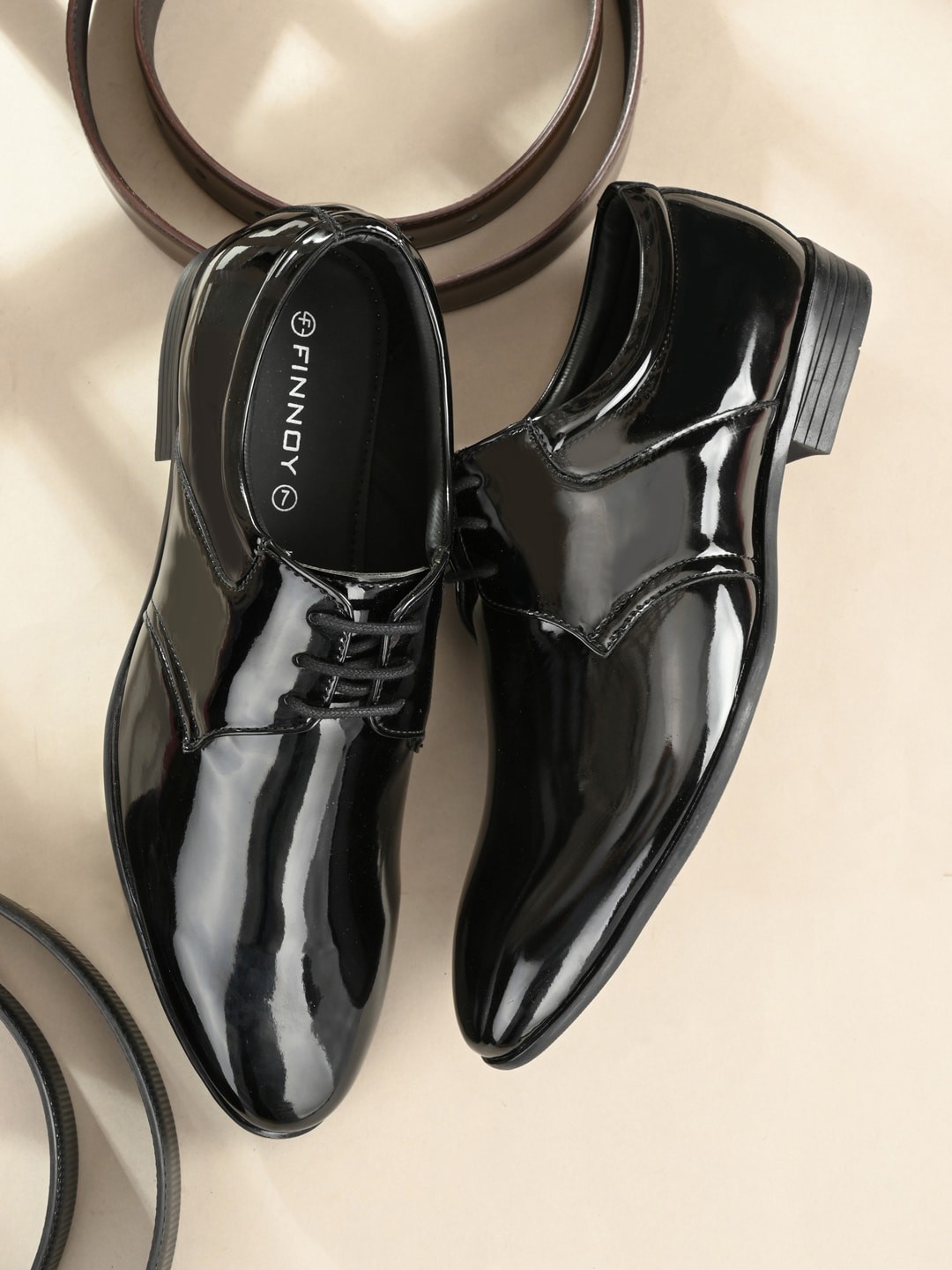 

FINNOY Men Black Solid Formal Derbys