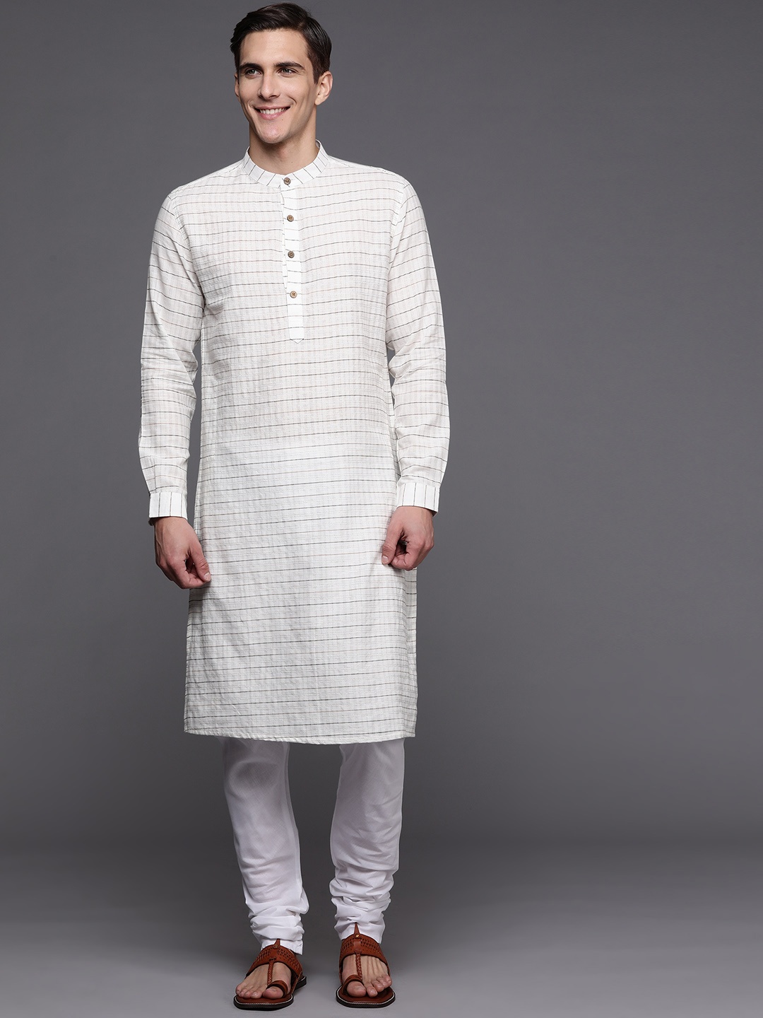 

Fabindia Men White & Beige Embroidered Striped Slim Fit Band Collar Pure Cotton Kurta