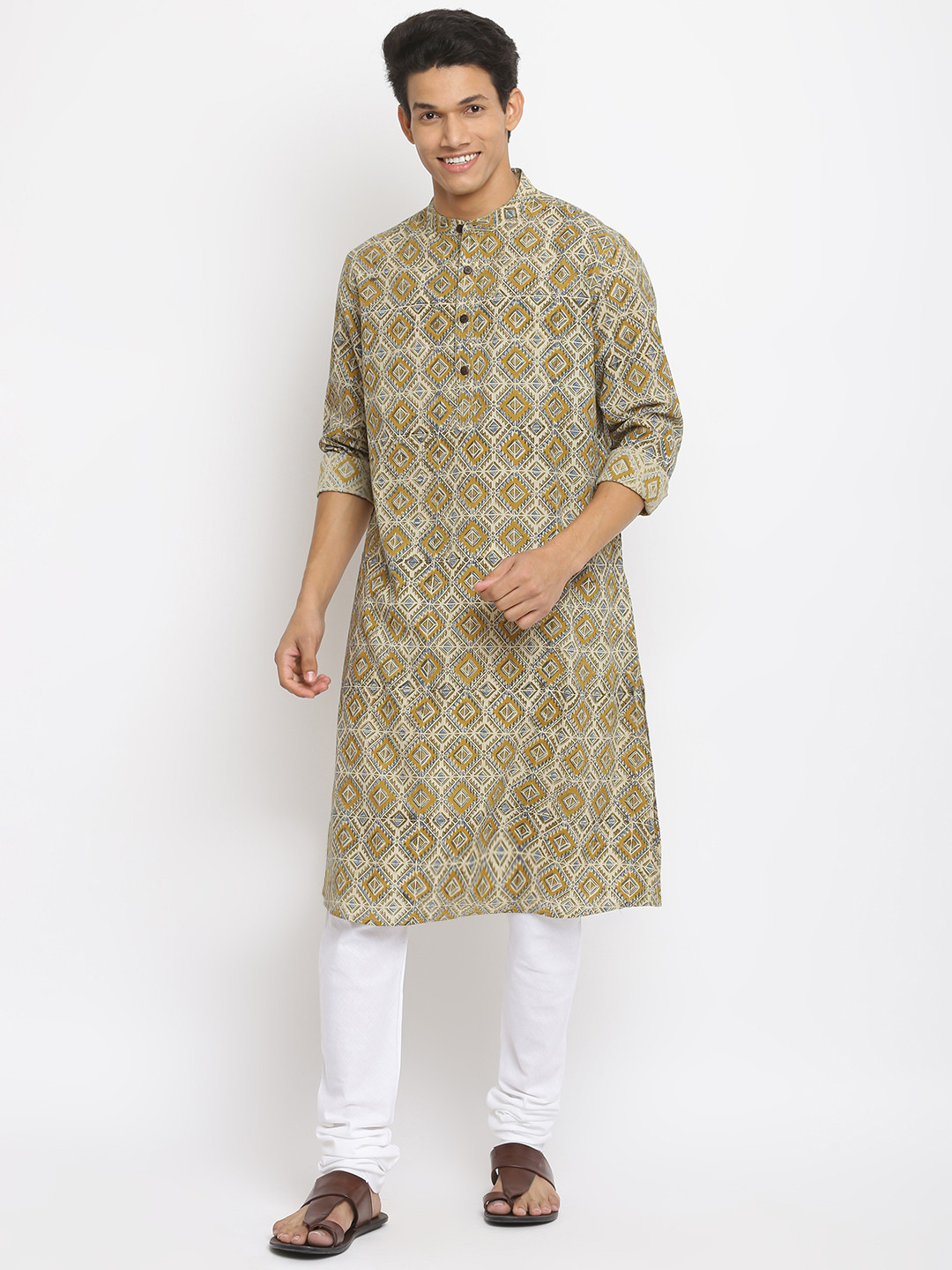 

Fabindia Men Khaki & Black Ethnic Motifs Printed Pure Cotton Comfort Fit Kurta