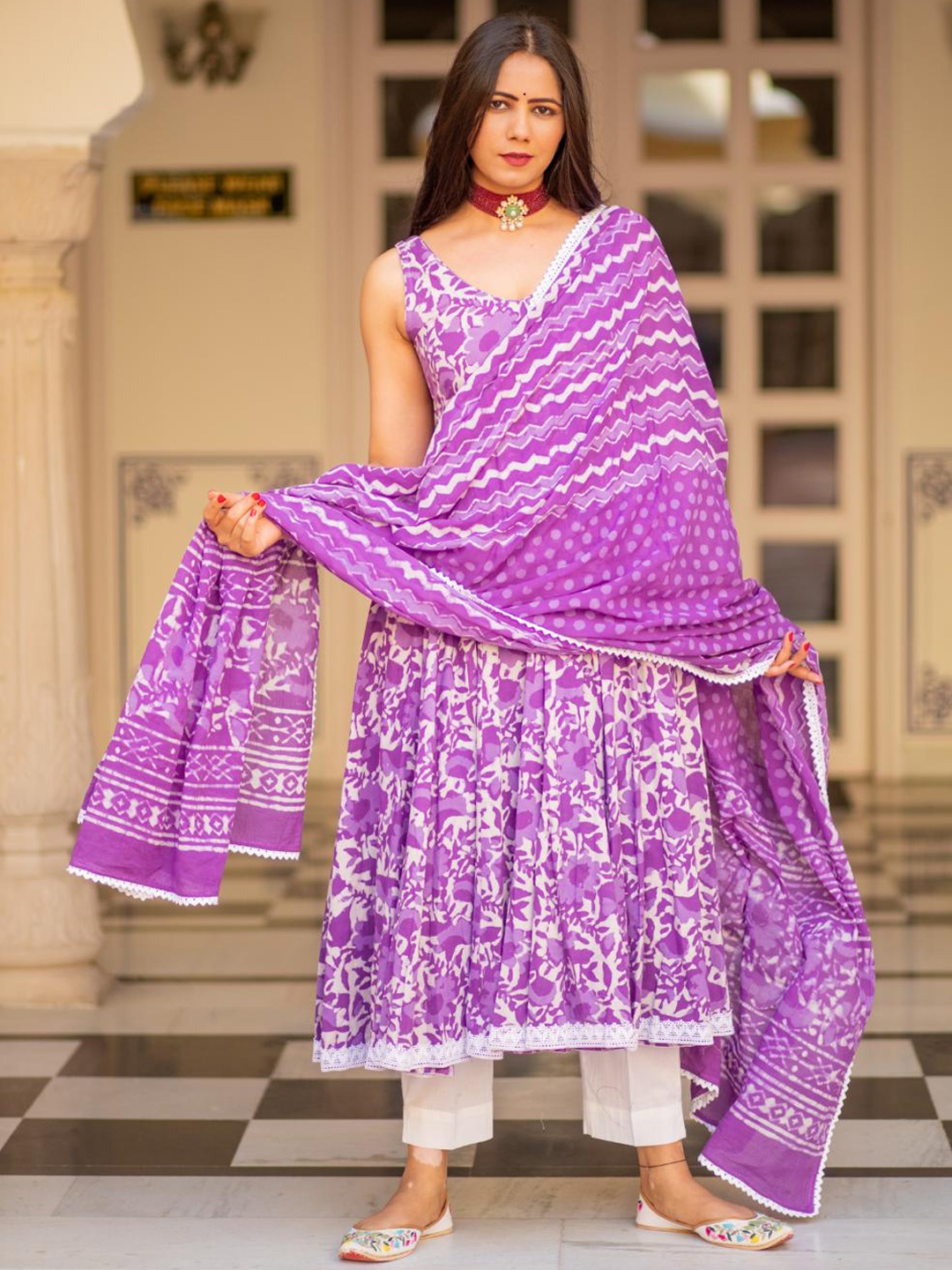 

Baisacrafts Women Purple Floral Printed Pure Cotton Kurta with Trouser & With Dupatta