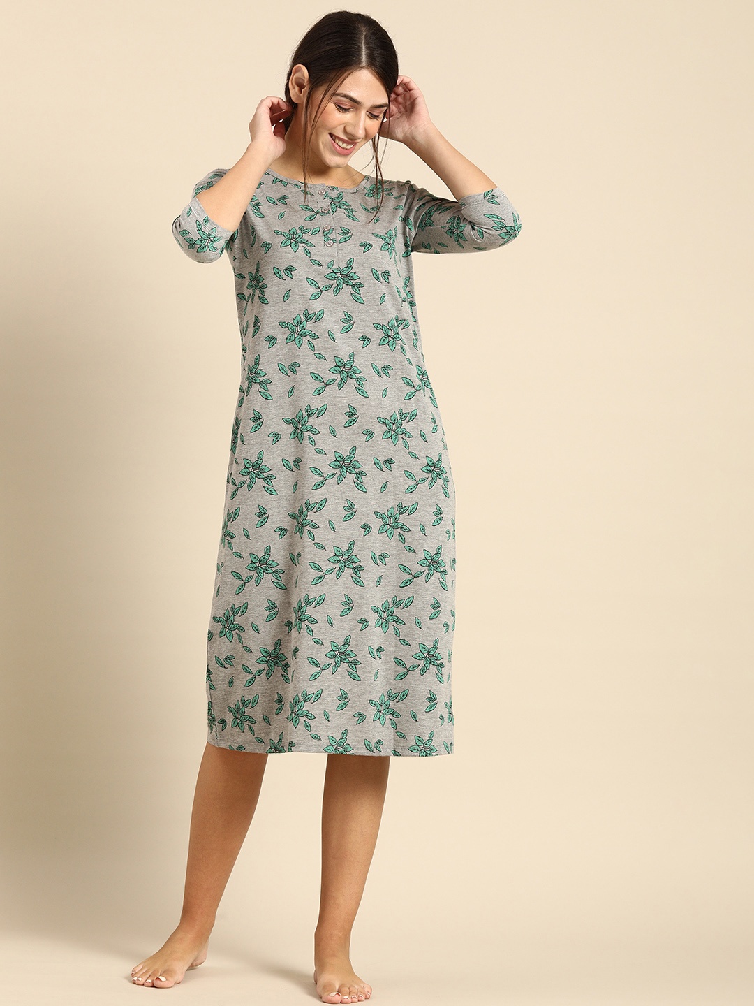 

Dreamz by Pantaloons Grey Melange Printed Nightdress