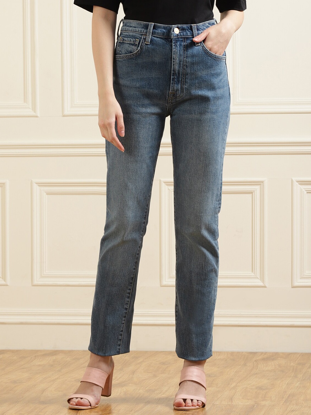 

7 For All Mankind Women Blue Slim Fit Low Distress Light Fade Jeans
