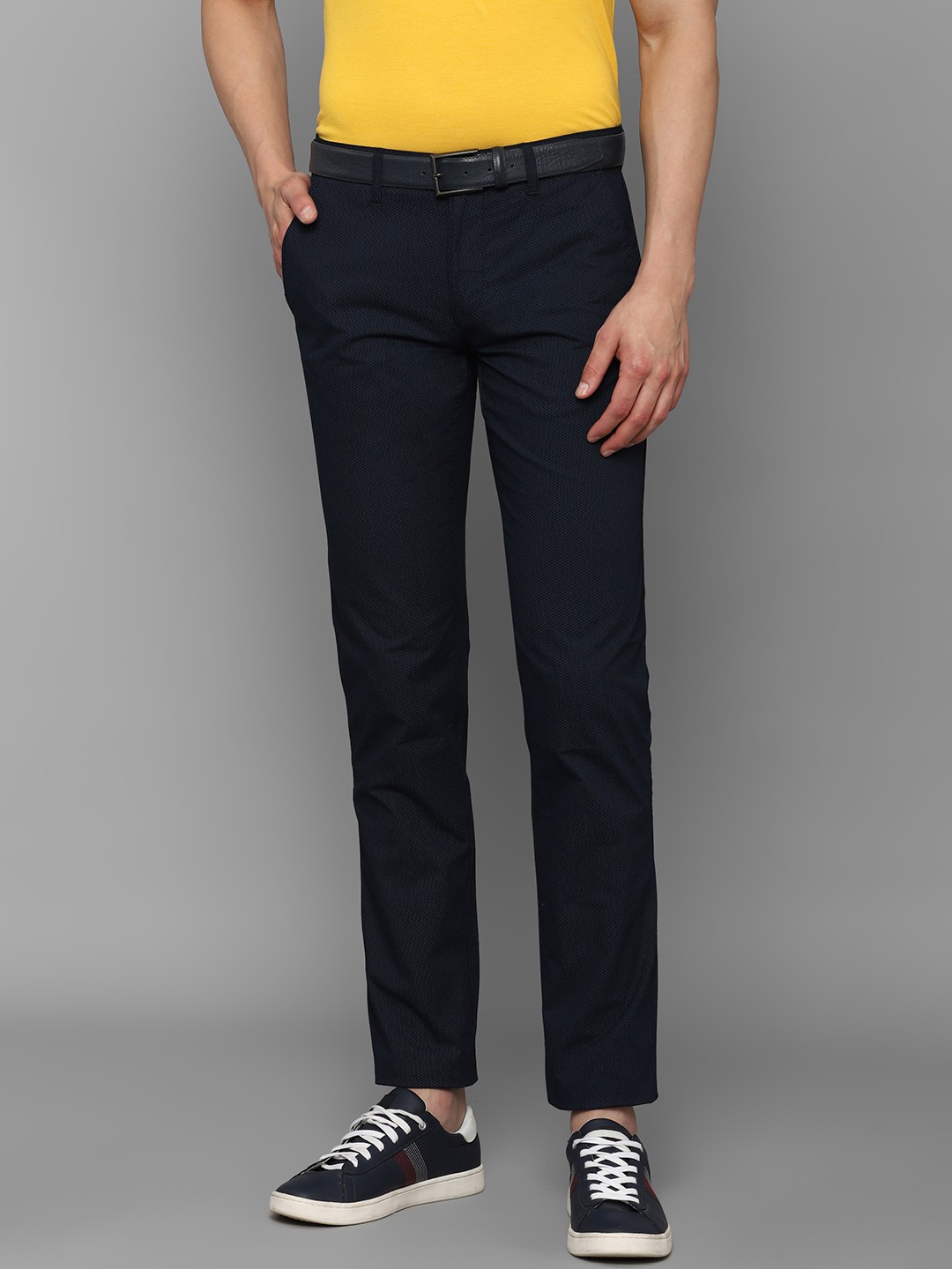 

Louis Philippe Sport Men Navy Blue Slim Fit Trouser