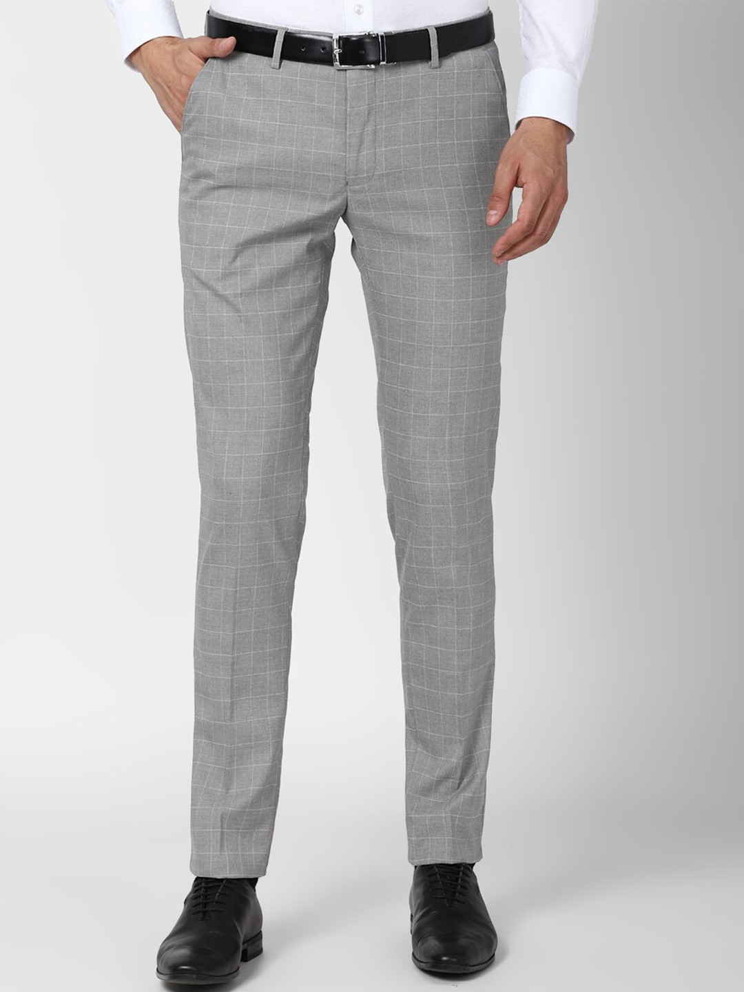 

Peter England Men Grey Checked Slim Fit Trousers