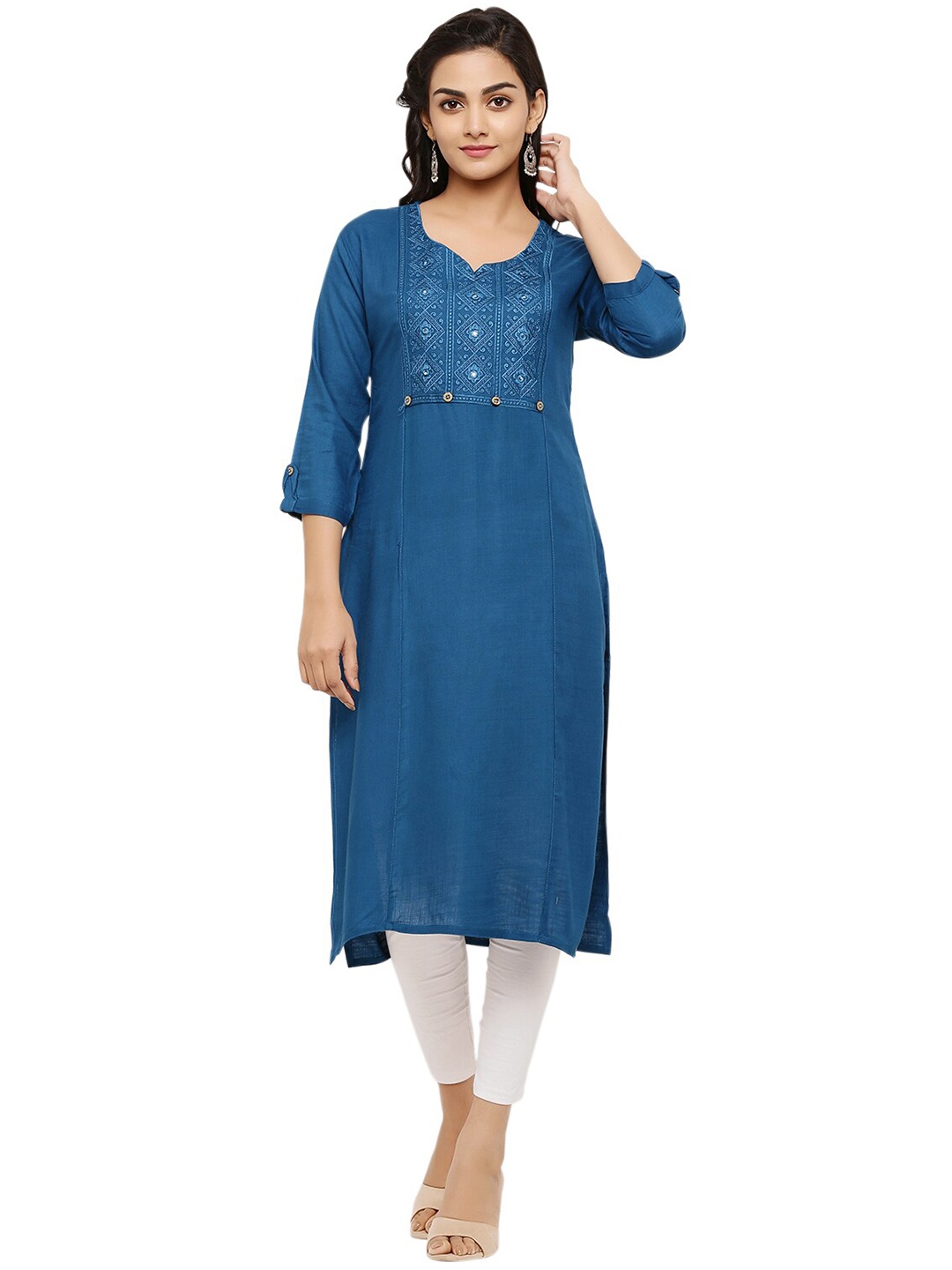 

FIDOZA Women Blue Floral Embroidered Thread Work Kurta