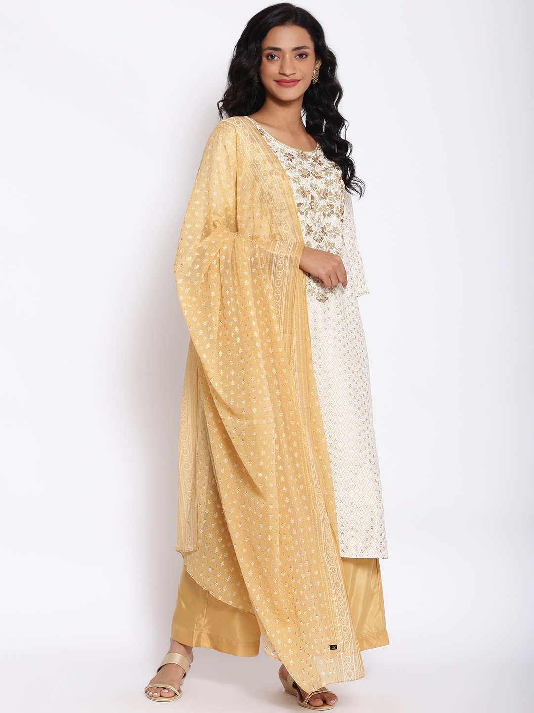 

AURELIA Women White Ethnic Motifs Printed Embroidered Yoke Kurta With Palazzos & Dupatta