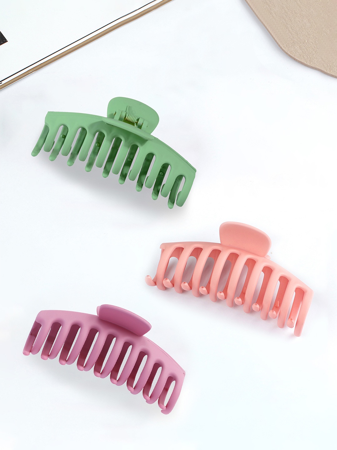

Yellow Chimes Women Purple & Pink Set of 3 Claw Clip