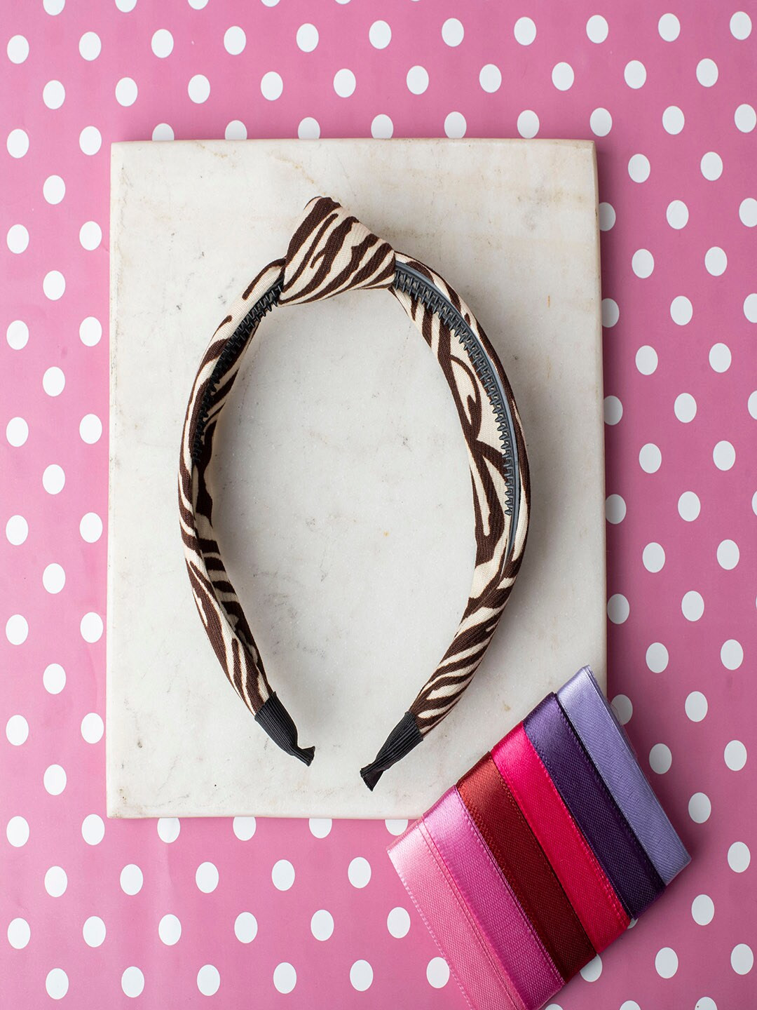 

Jewelz Women Cream-Coloured & Black Printed Hairband