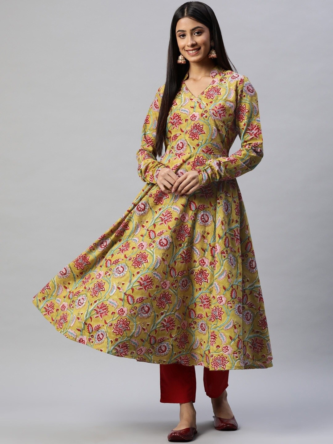 

Divena Women Green & Pink Floral Printed Floral Anarkali Kurta