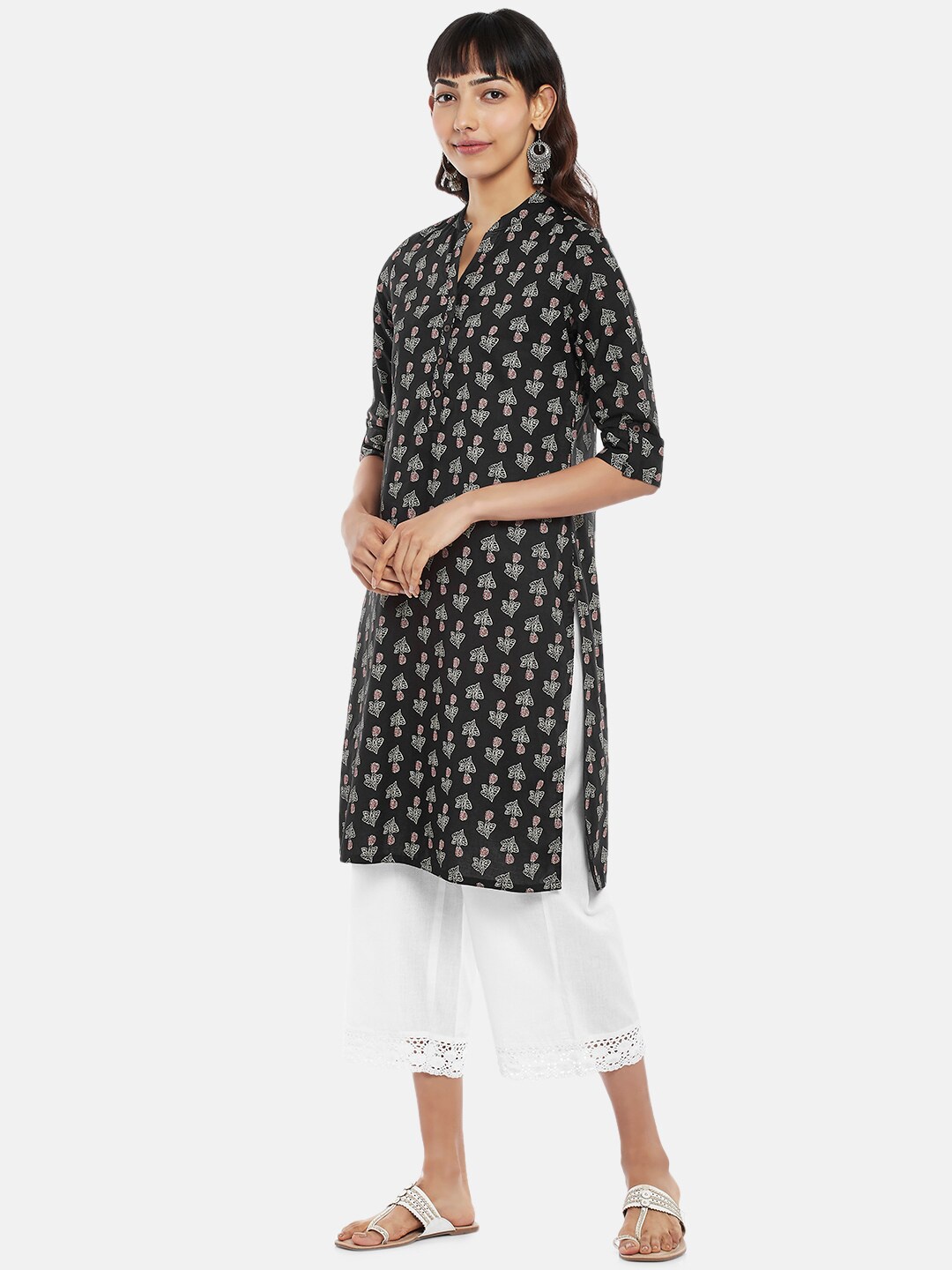 

RANGMANCH BY PANTALOONS Women Black Floral Printed Kurta