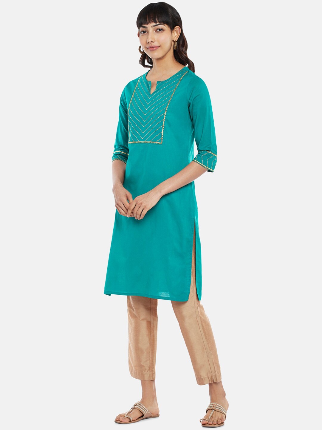 

RANGMANCH BY PANTALOONS Women Green Cotton Yoke Design Kurta