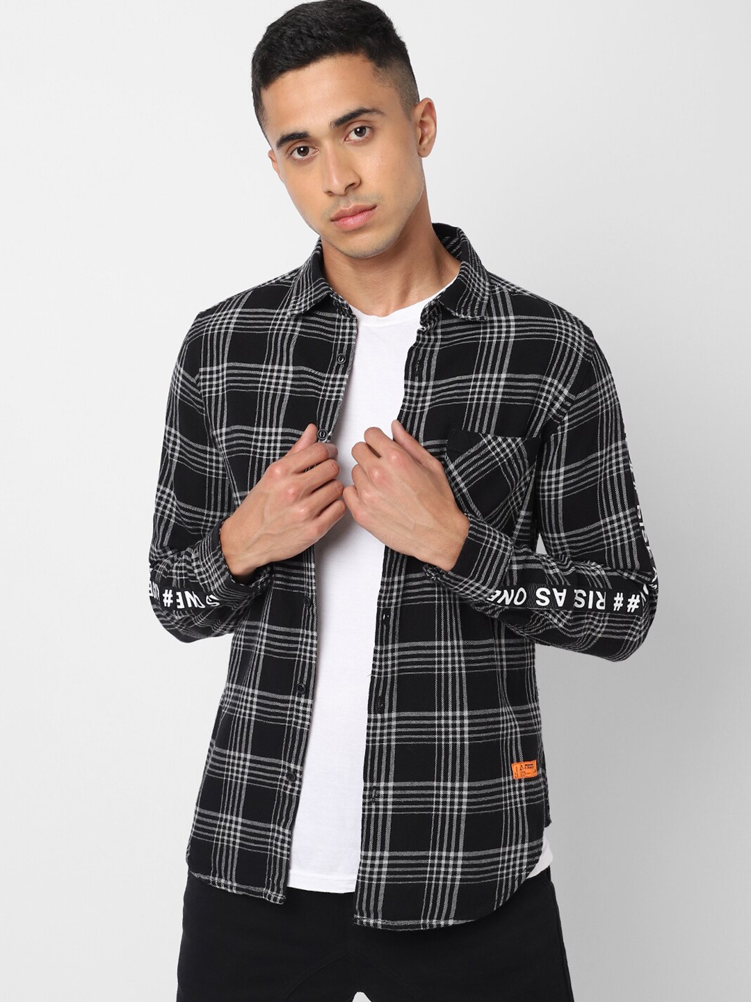 

Street Armor by Pantaloons Men Black Tartan Checks Checked Casual Shirt