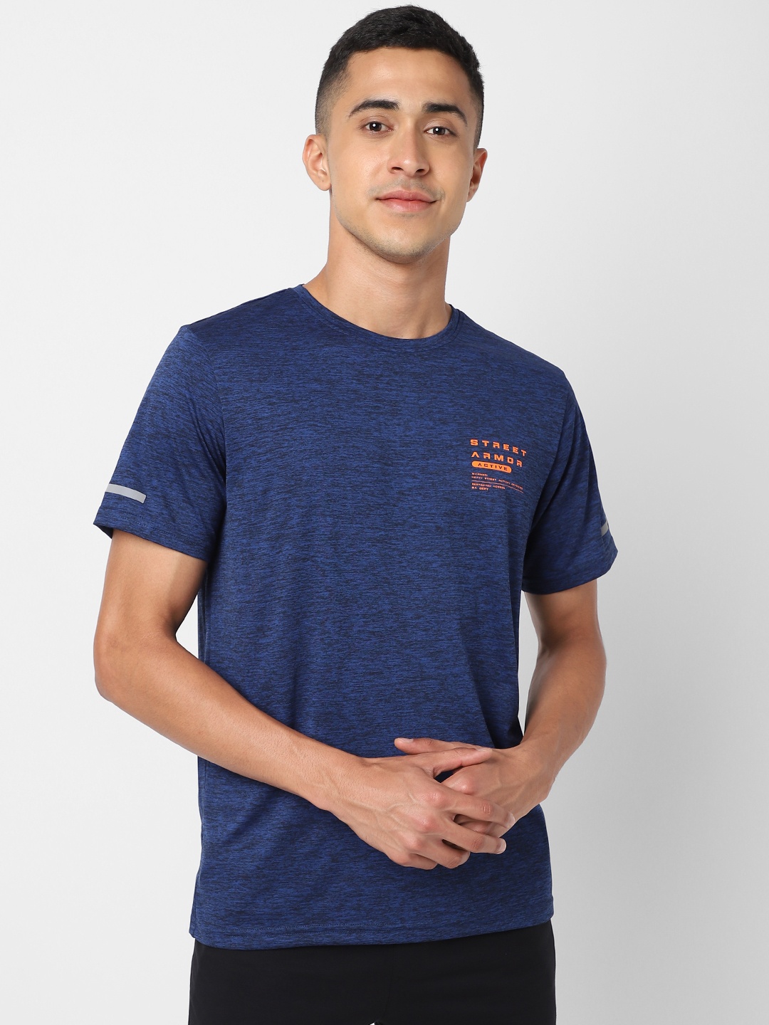 

Street Armor by Pantaloons Men Blue Polyester T-shirt