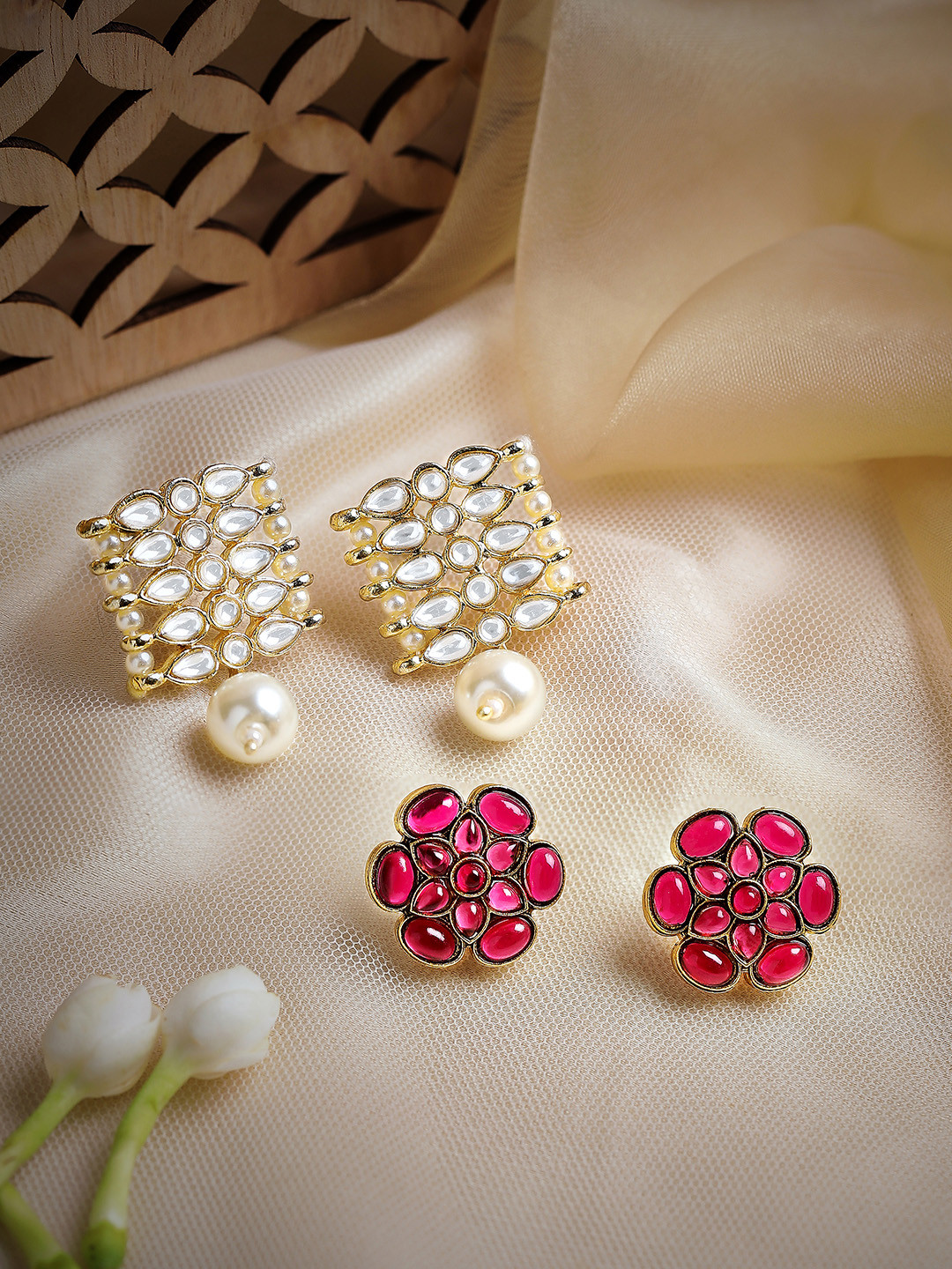 

Rubans Pack of 2 Pink & Cream Gold-Plated Floral Studs Earrings