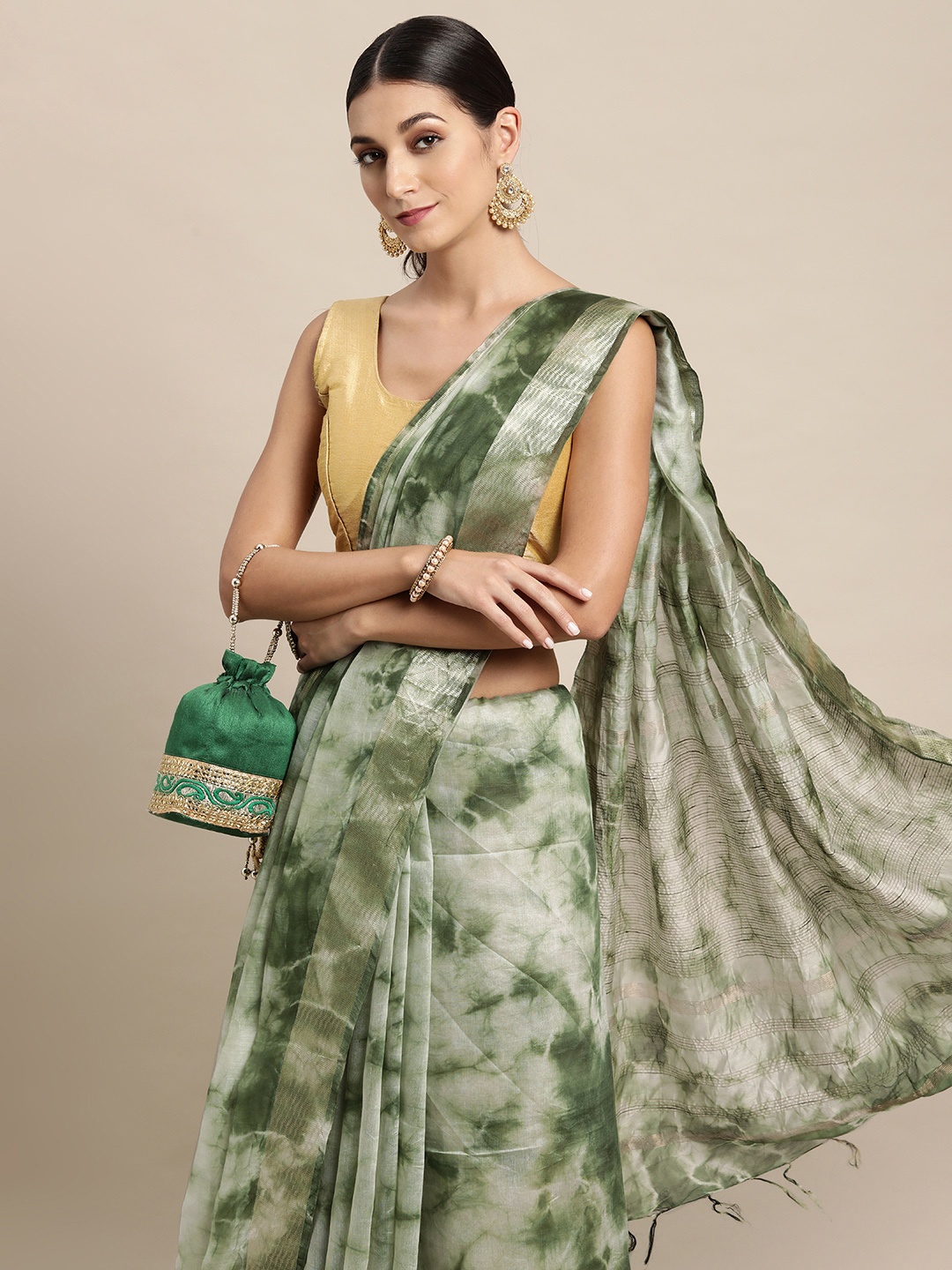 

swatika Green & White Tie and Dye Pure Silk Bhagalpuri Saree