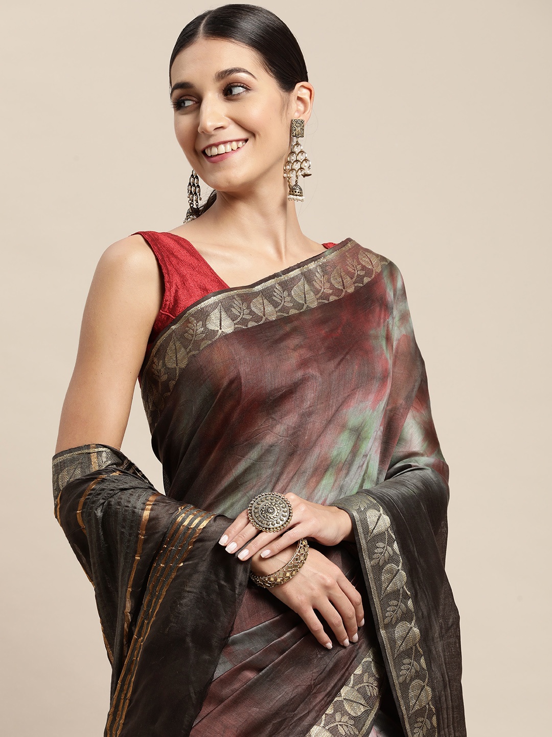

swatika Black & Maroon Tie and Dye Pure Silk Bhagalpuri Saree
